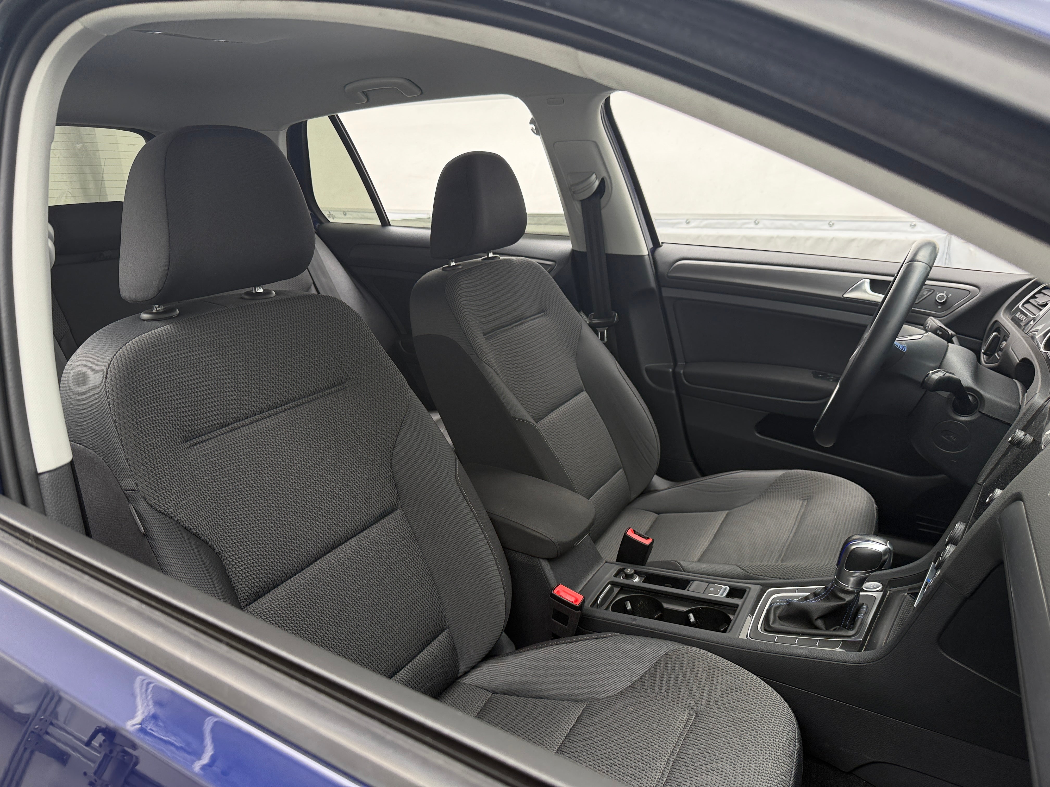 2019 Volkswagen e-Golf SE 2