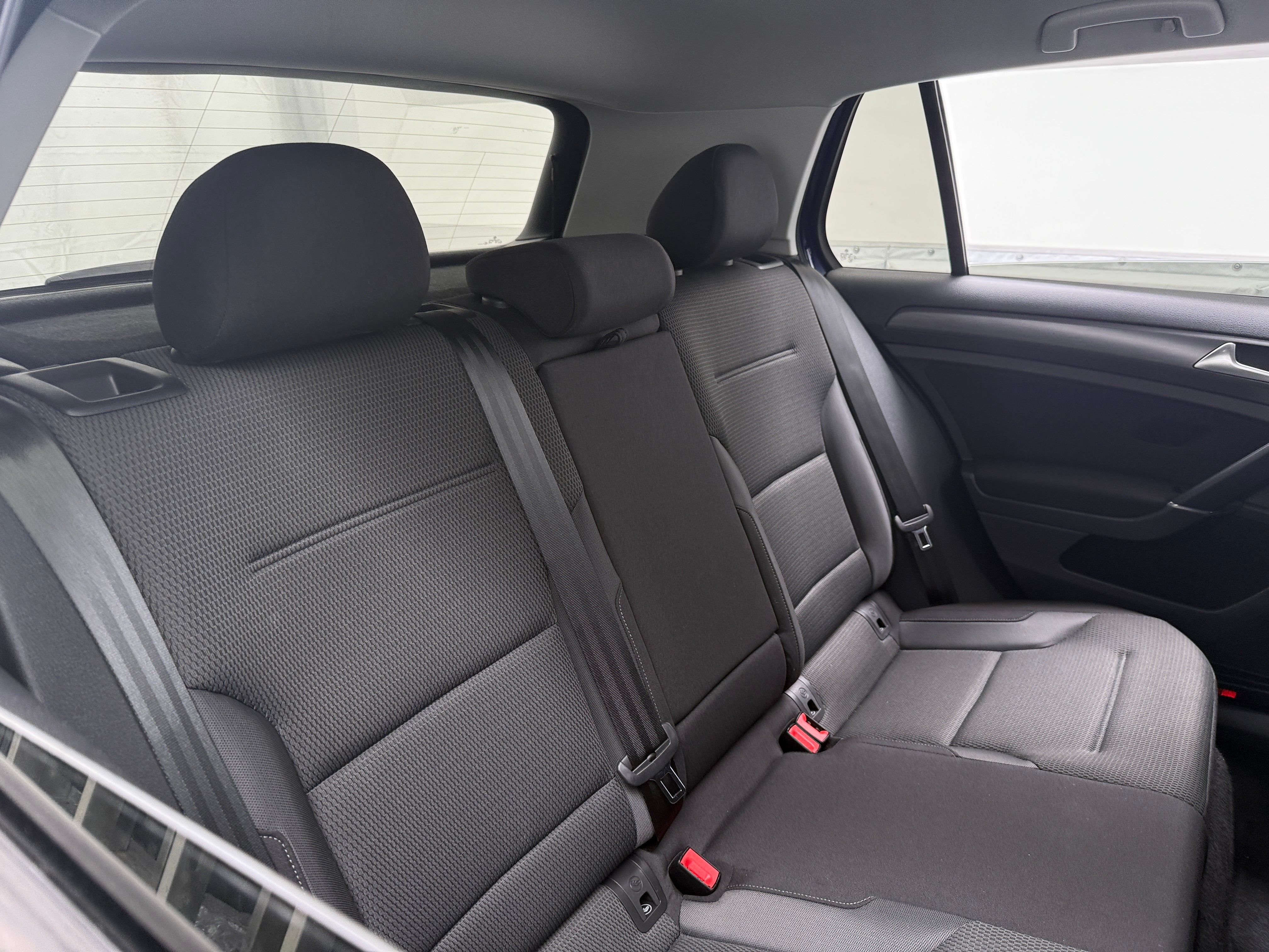 2019 Volkswagen e-Golf SE 6