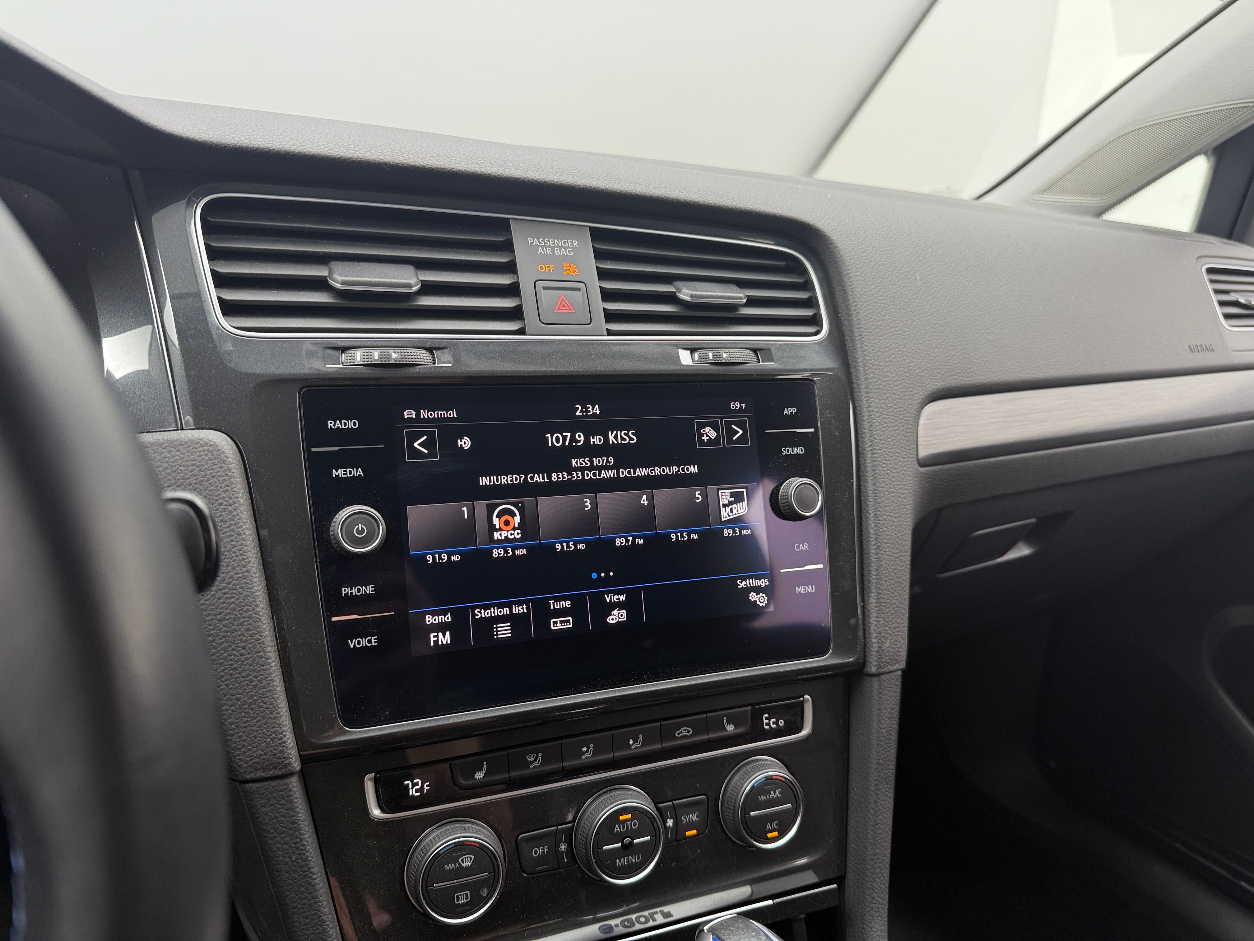 2019 Volkswagen e-Golf SE 4