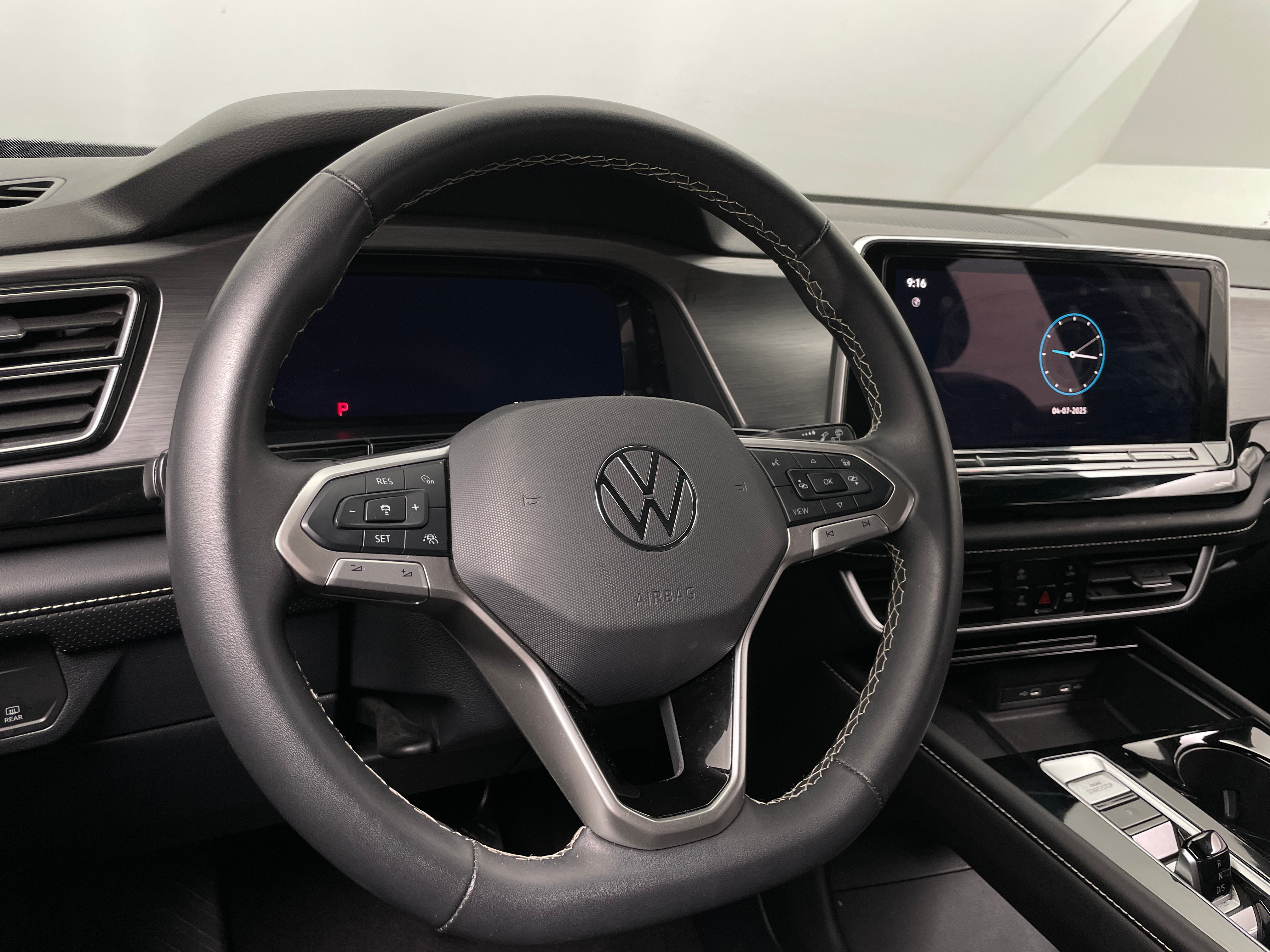 2024 Volkswagen Atlas SE 5