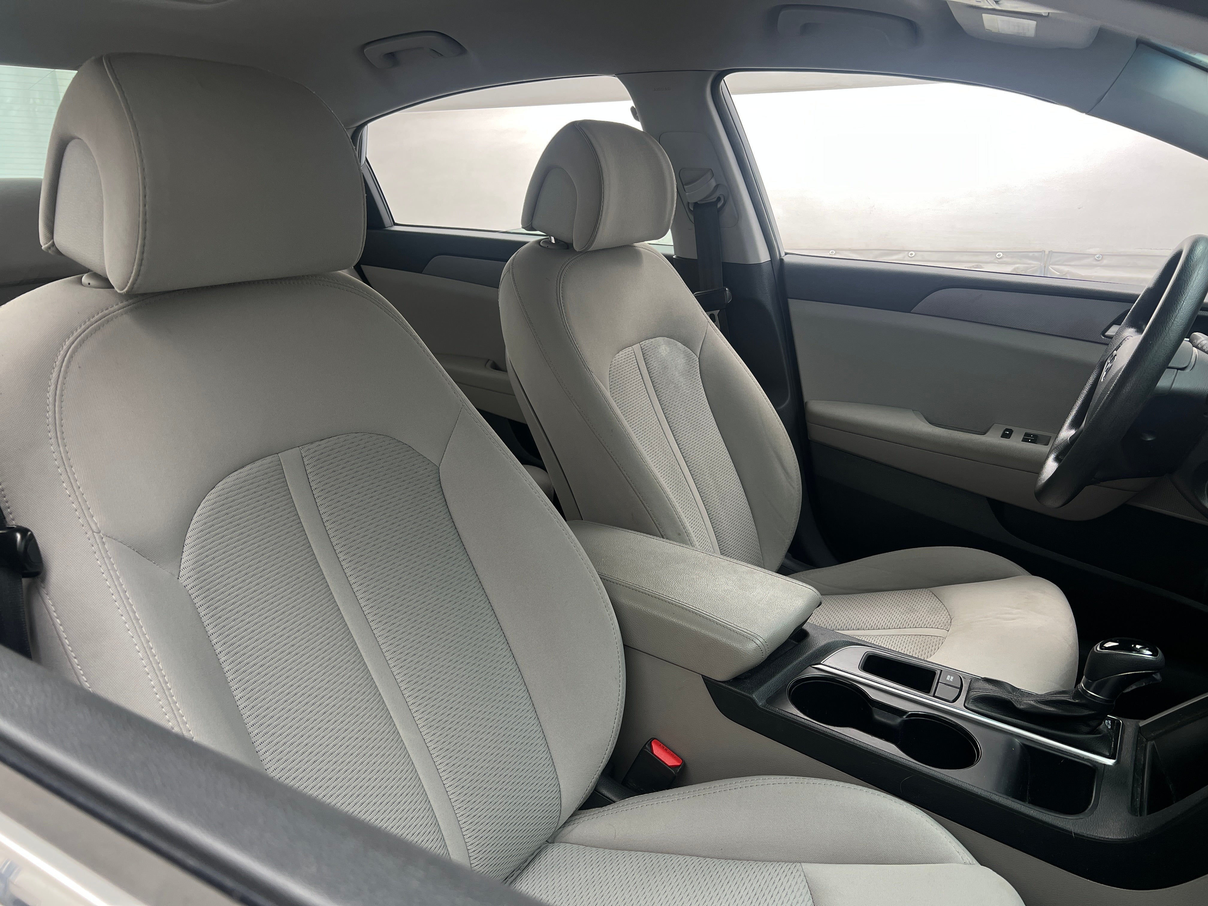2016 Hyundai Sonata SE 2