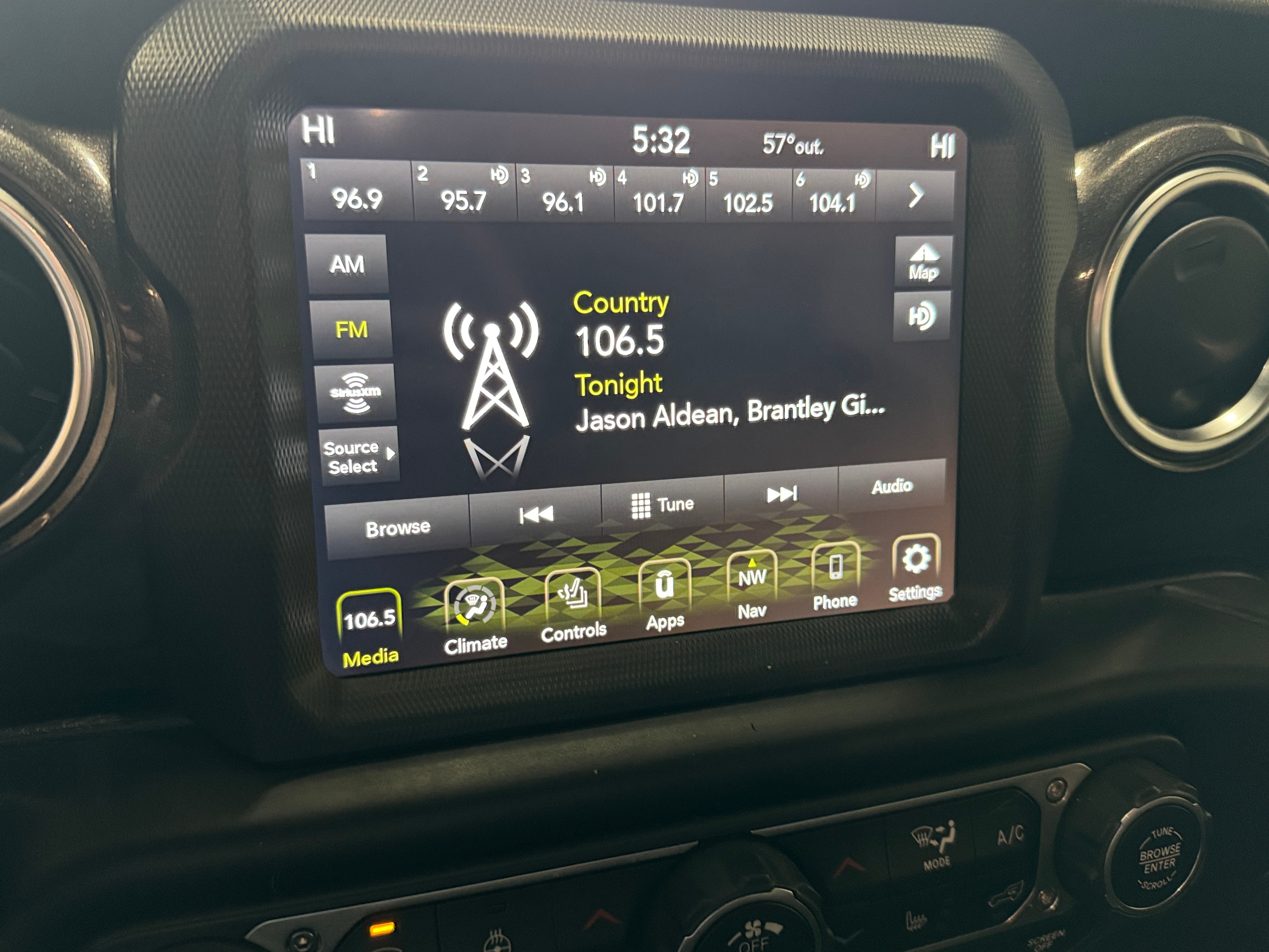 2021 Jeep Wrangler Unlimited Altitude 3
