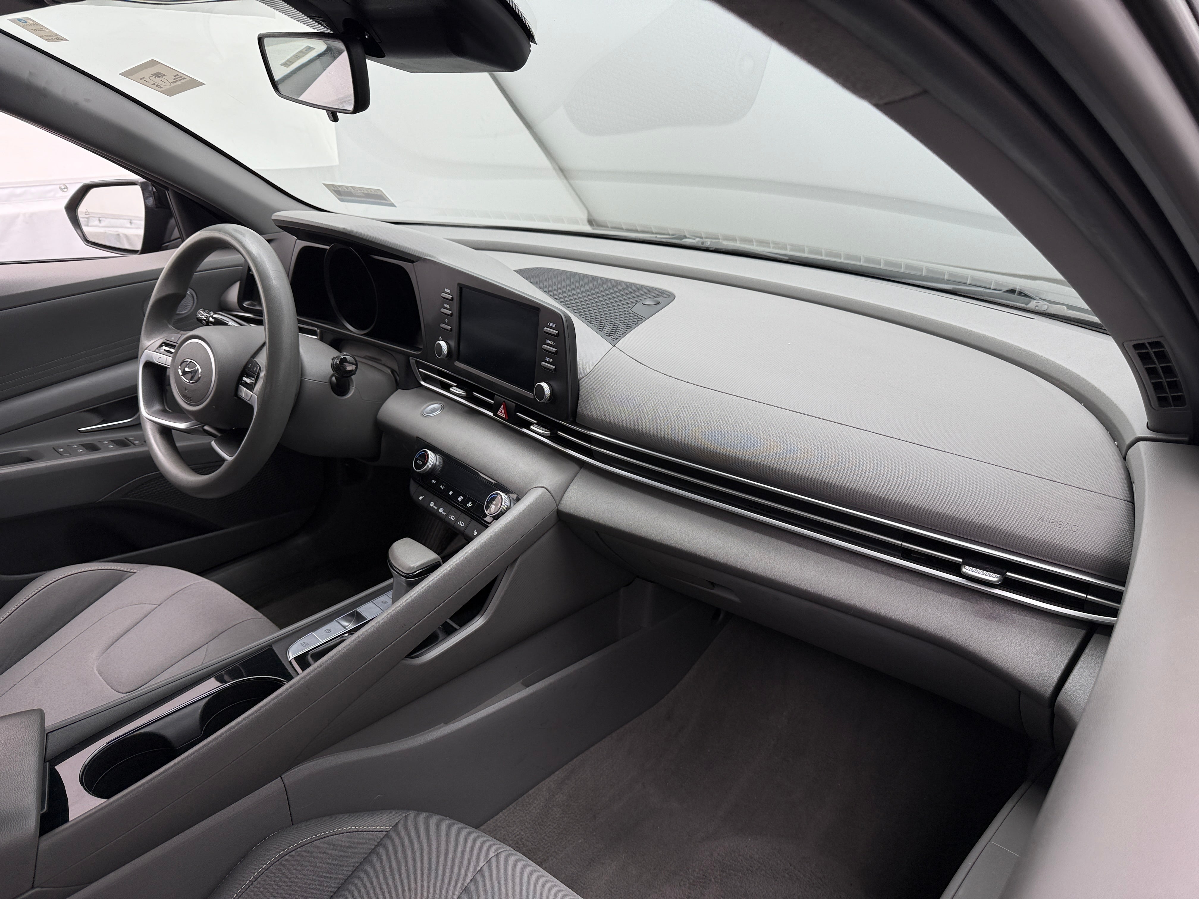 2023 Hyundai Elantra Blue 3