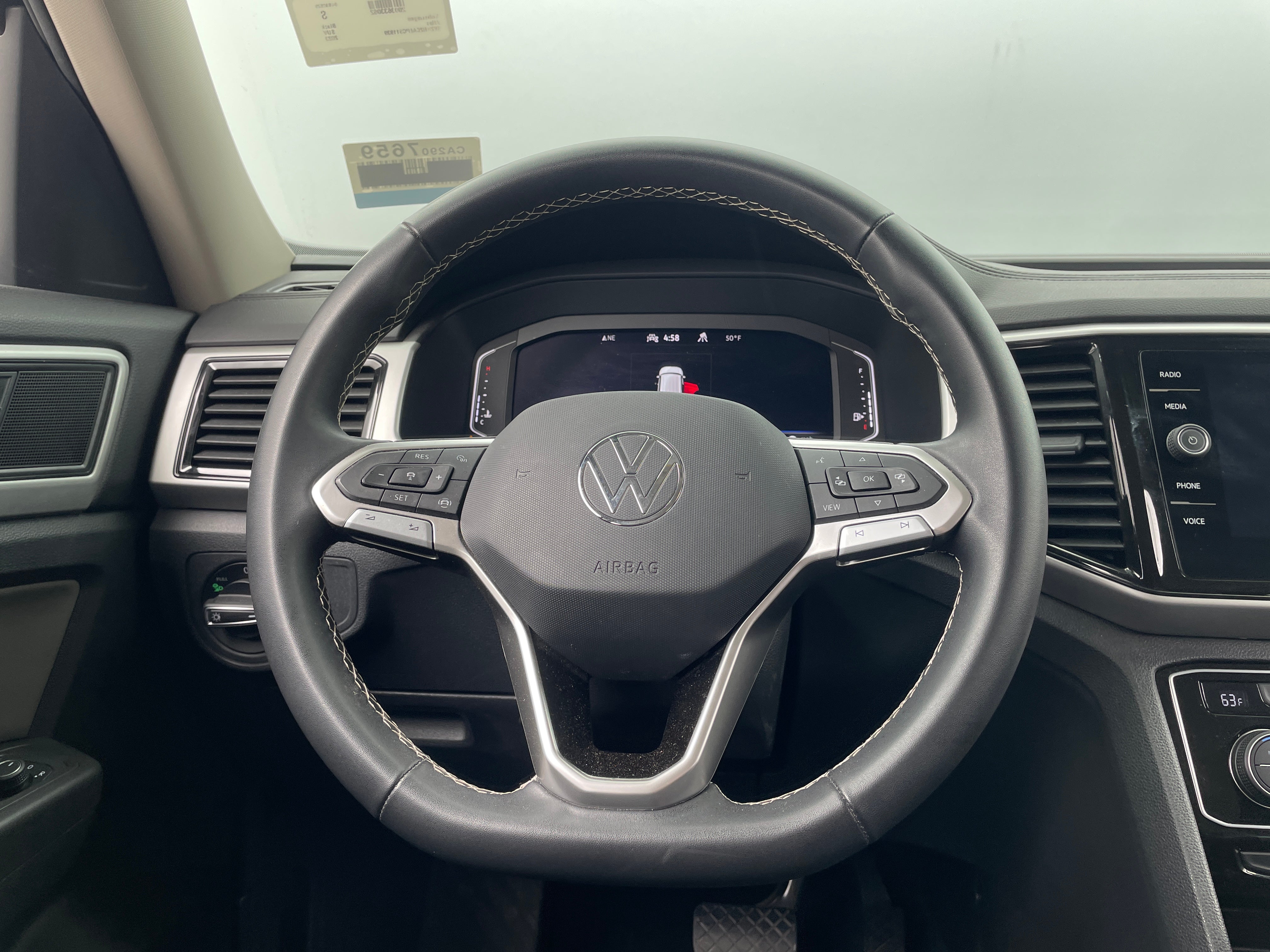 2023 Volkswagen Atlas SE 4