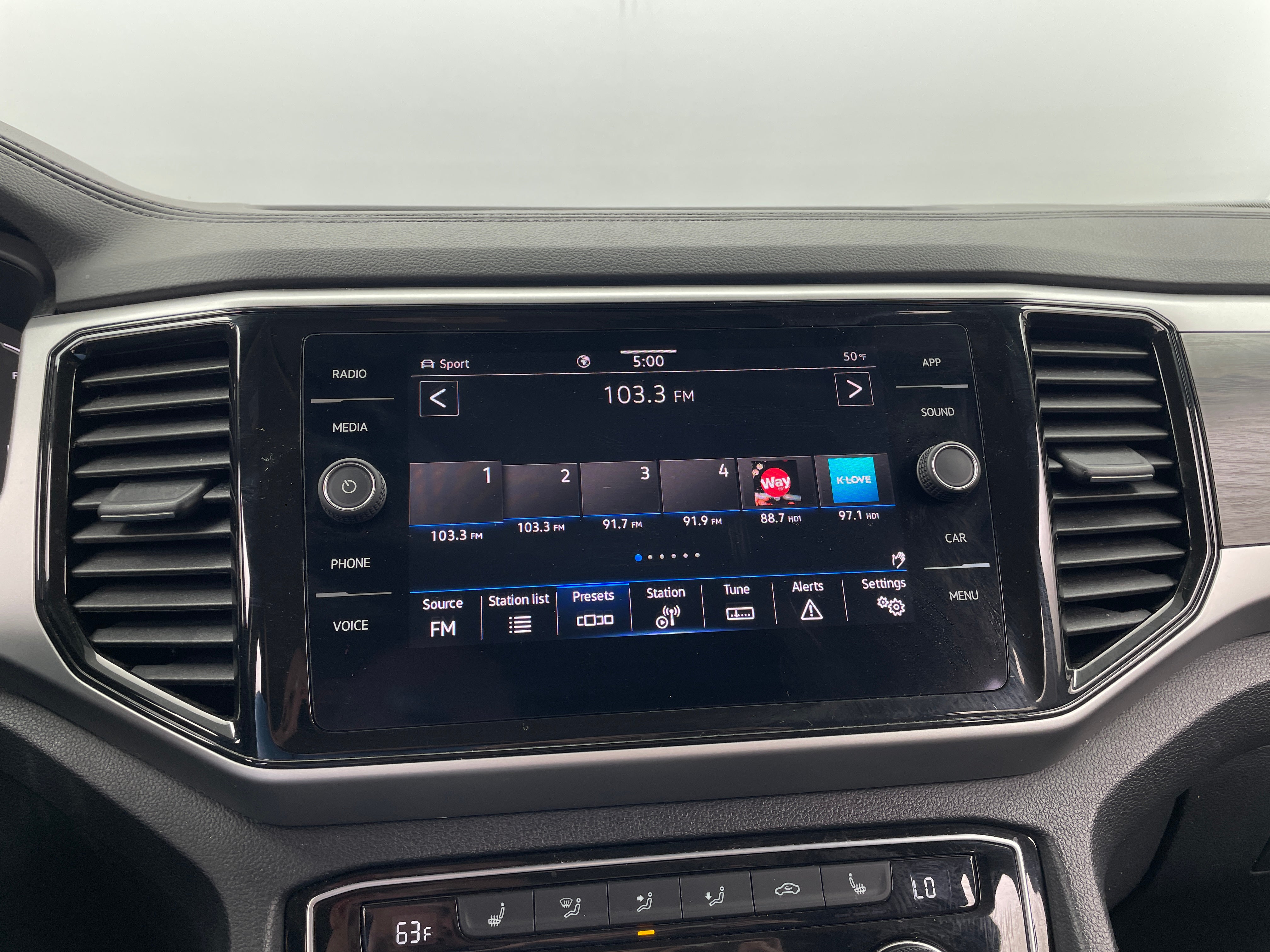 2023 Volkswagen Atlas SE 3