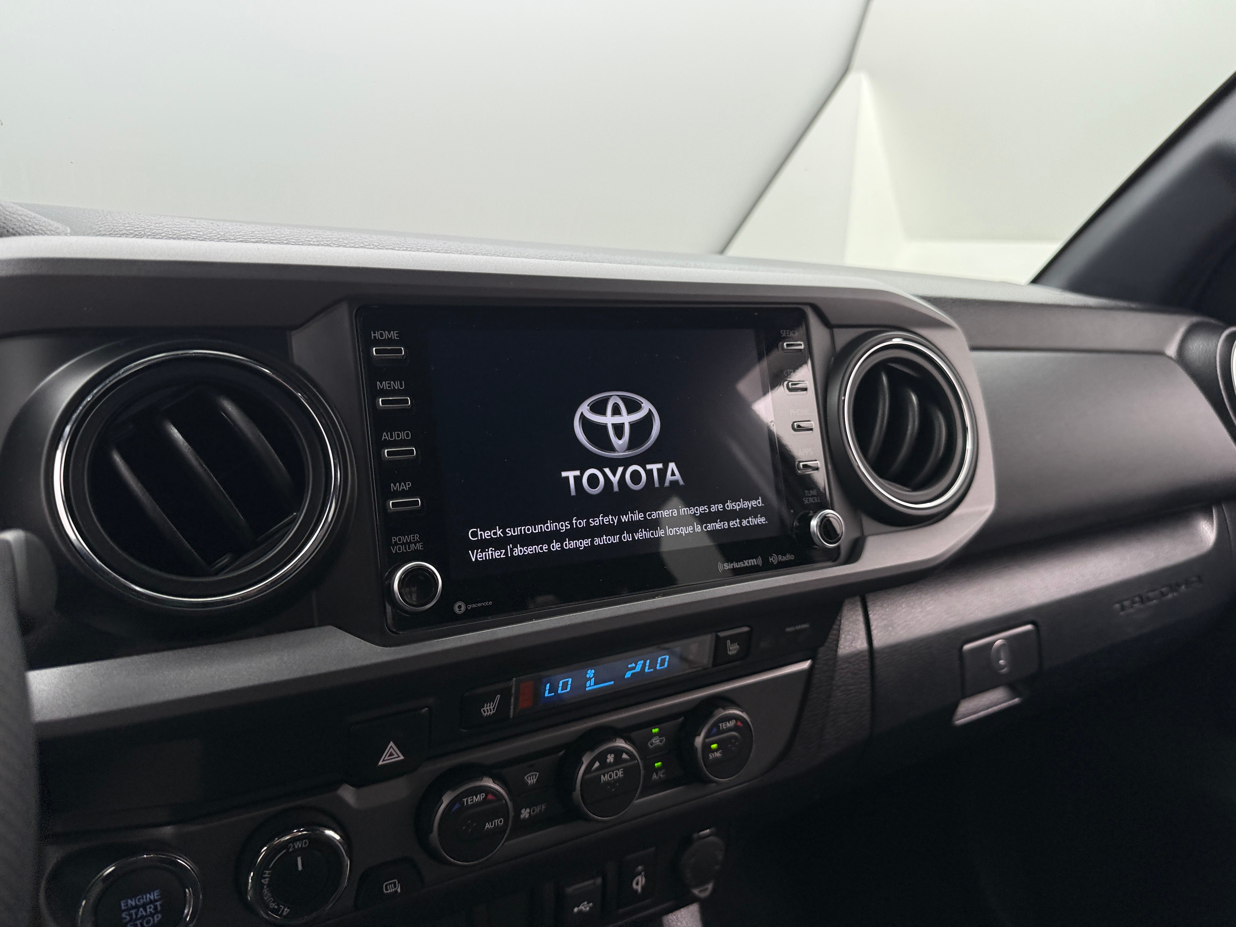 2022 Toyota Tacoma TRD Sport 4