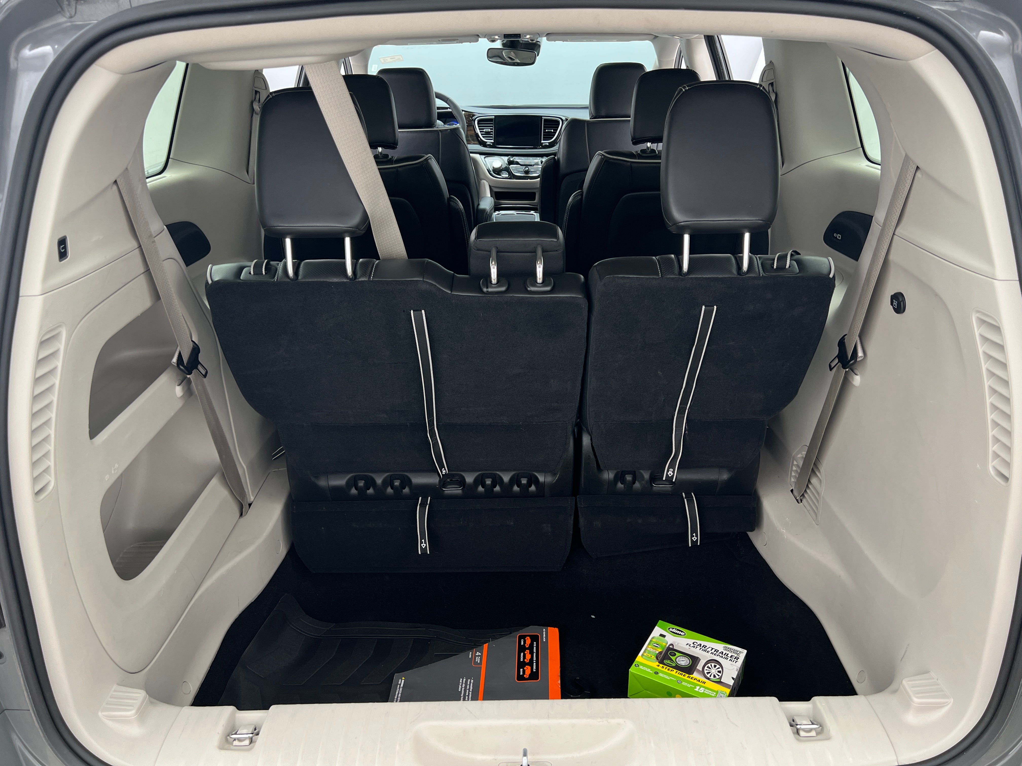2023 Chrysler Pacifica Limited 6