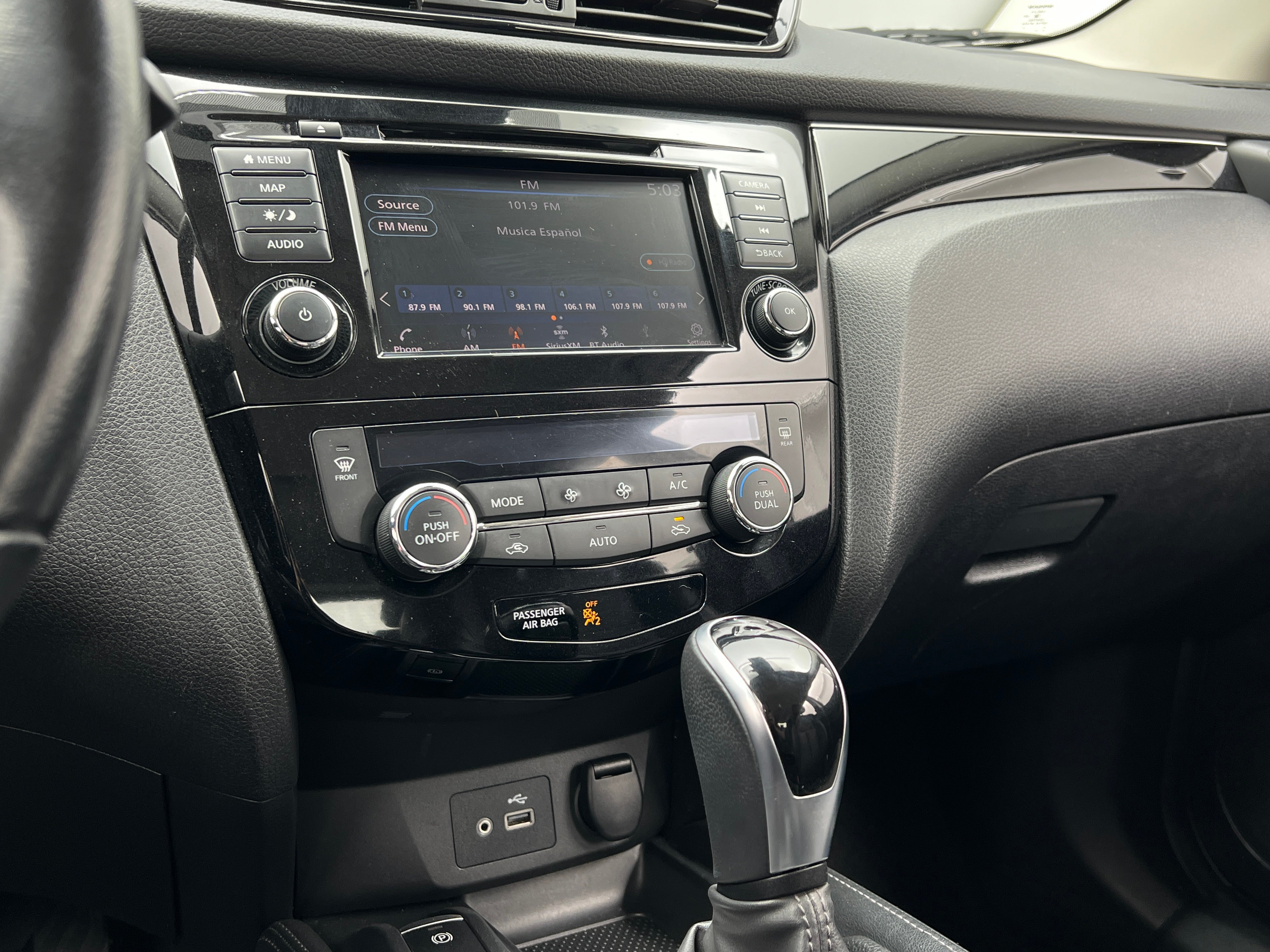 2019 Nissan Rogue Sport SL 3