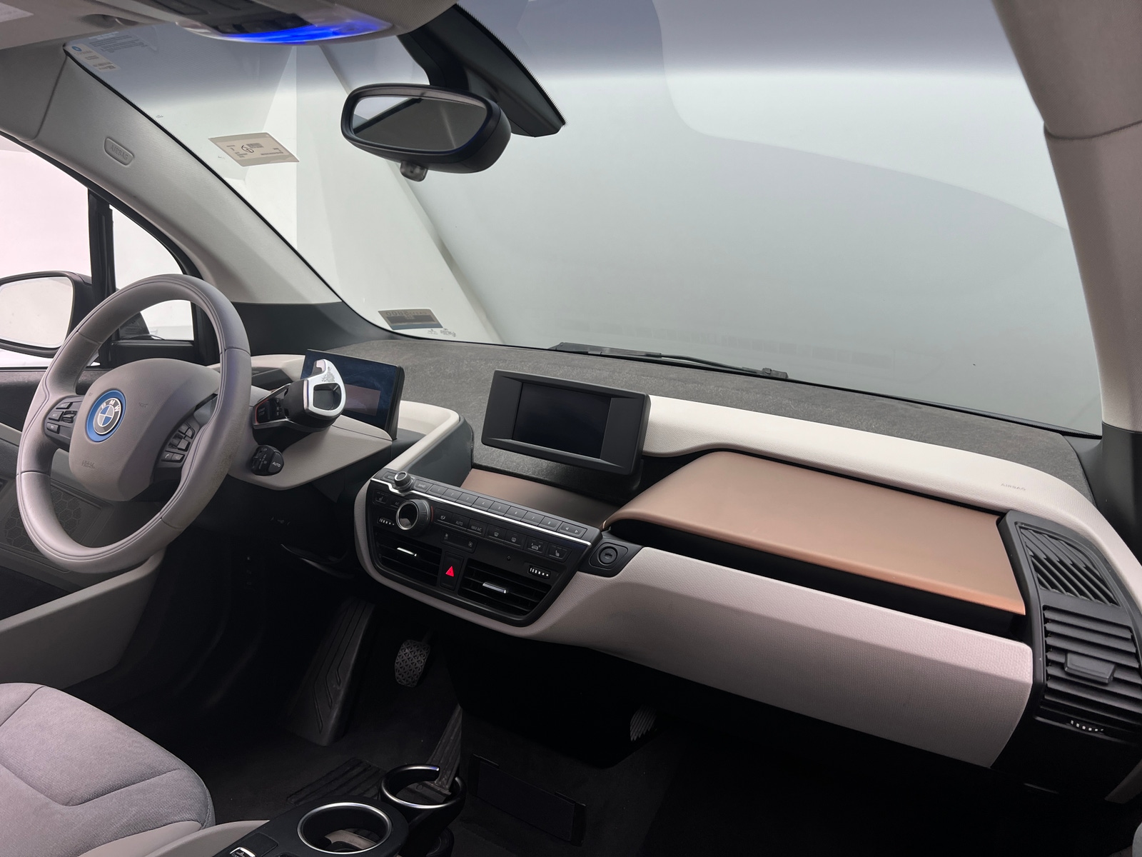 Thumbnail: 2019 BMW i3 - 3