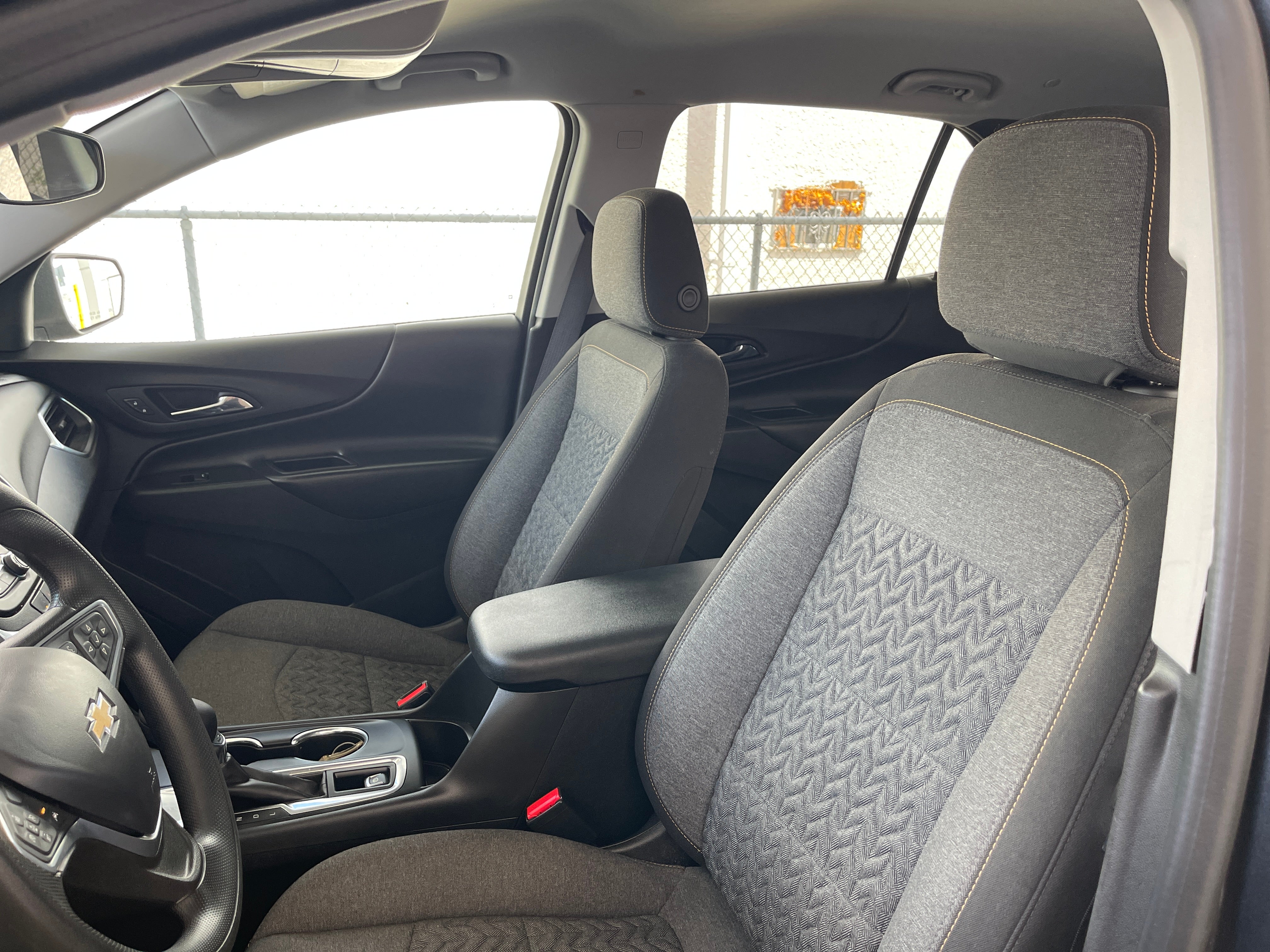 2023 Chevrolet Equinox LT 2
