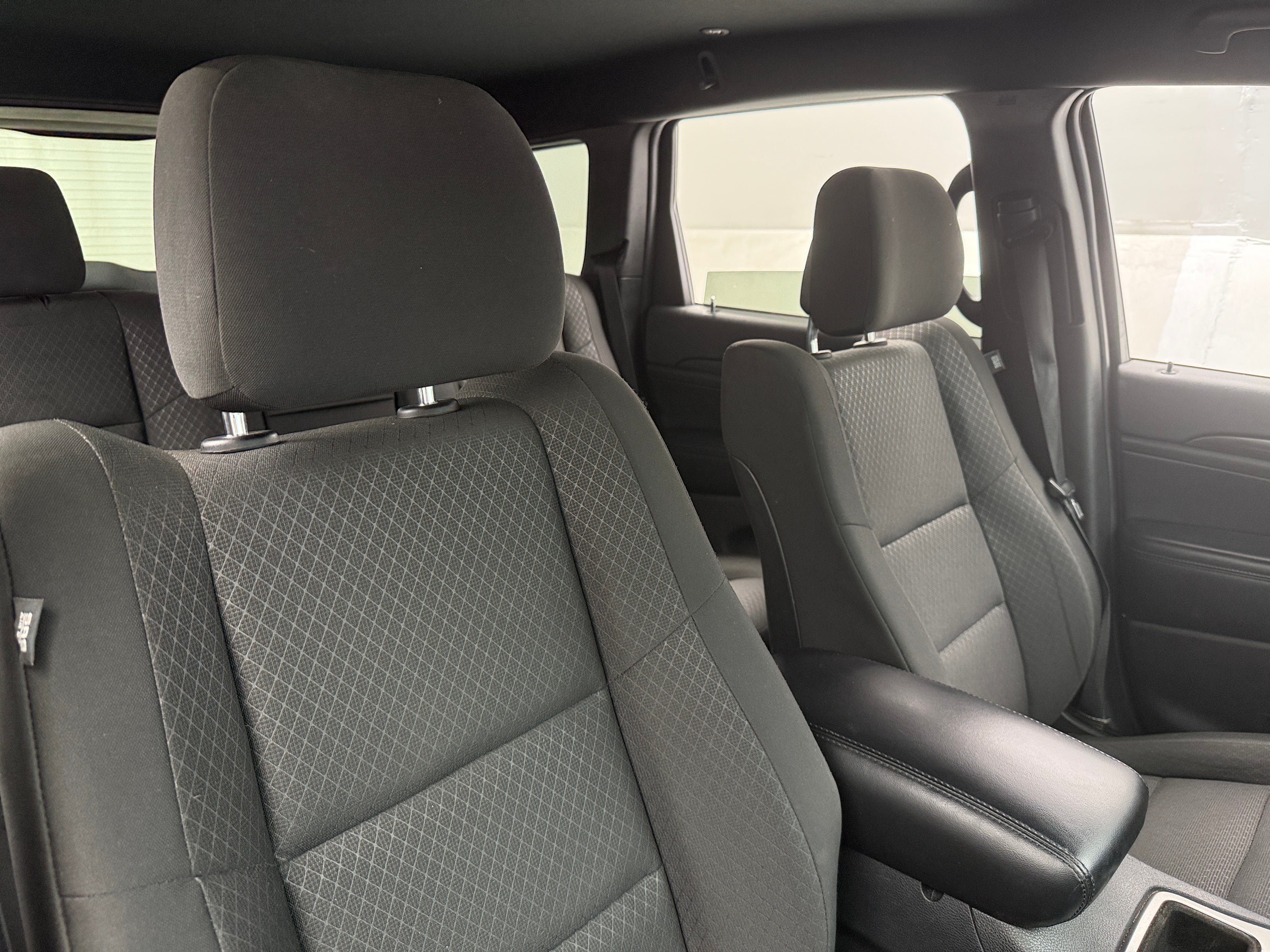 2019 Jeep Grand Cherokee Laredo 2