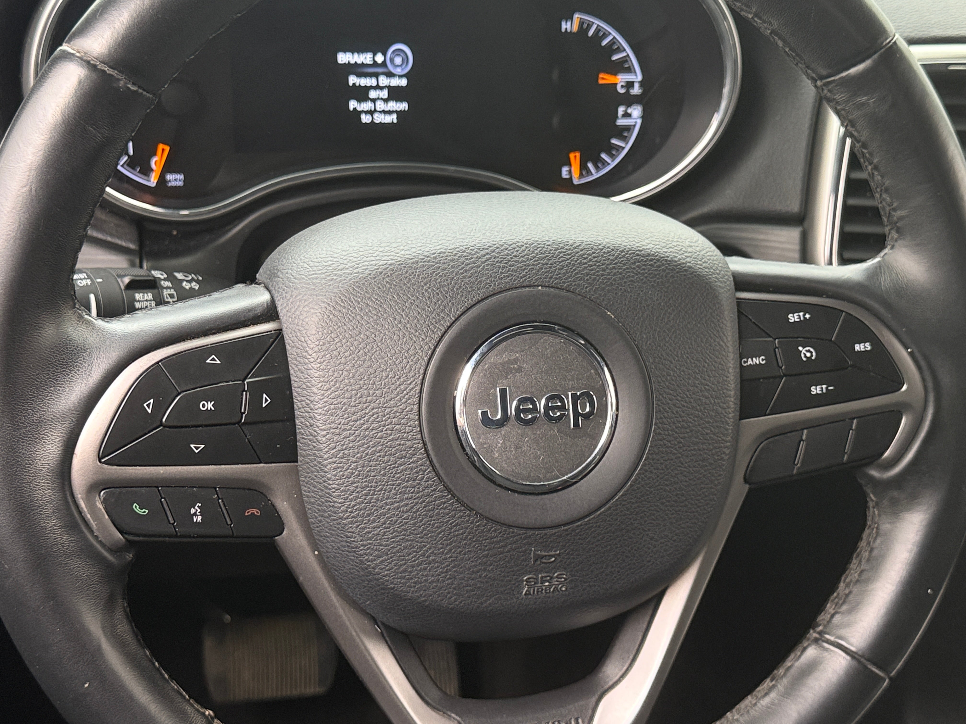 2019 Jeep Grand Cherokee Laredo 5