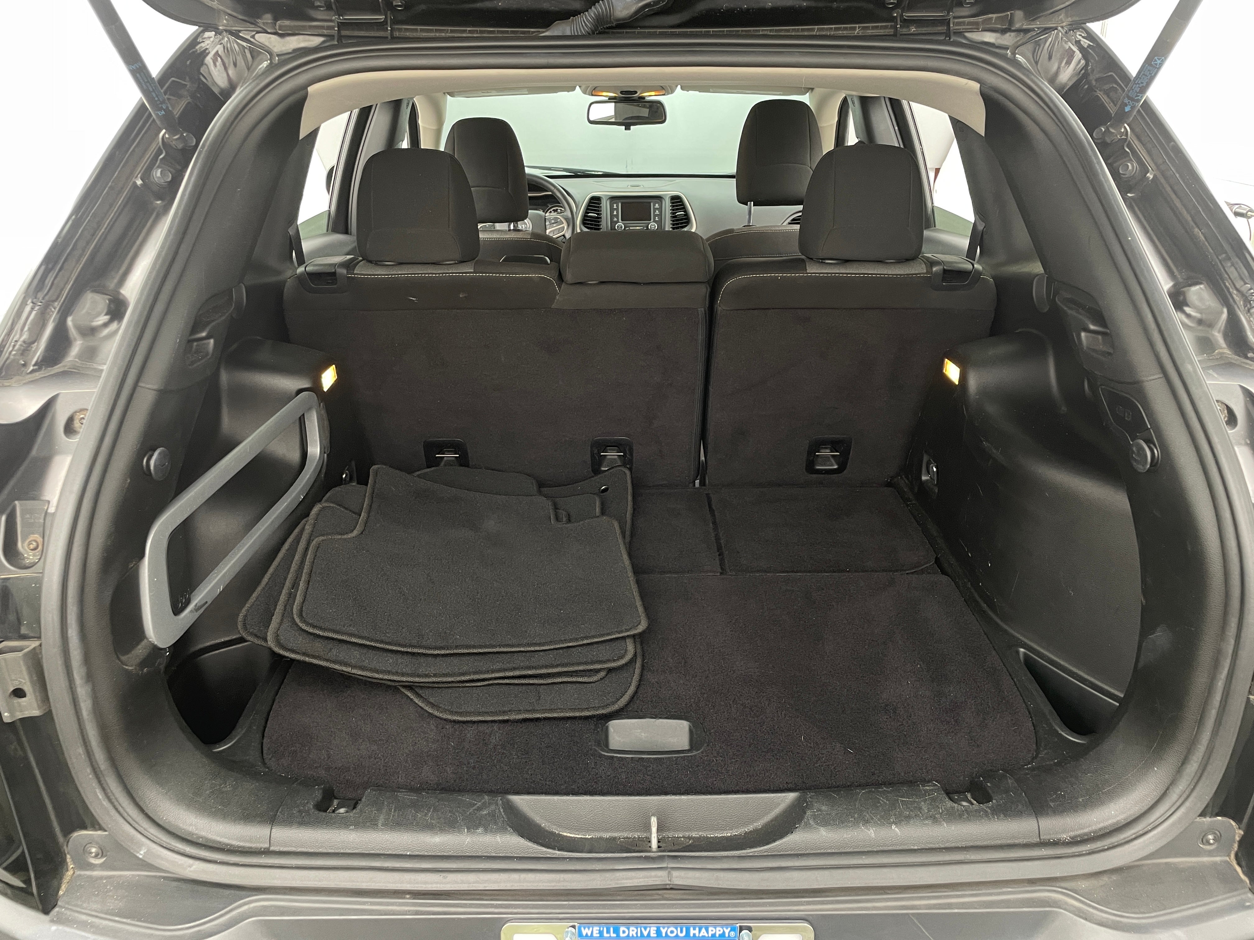 2017 Jeep Cherokee Sport 7