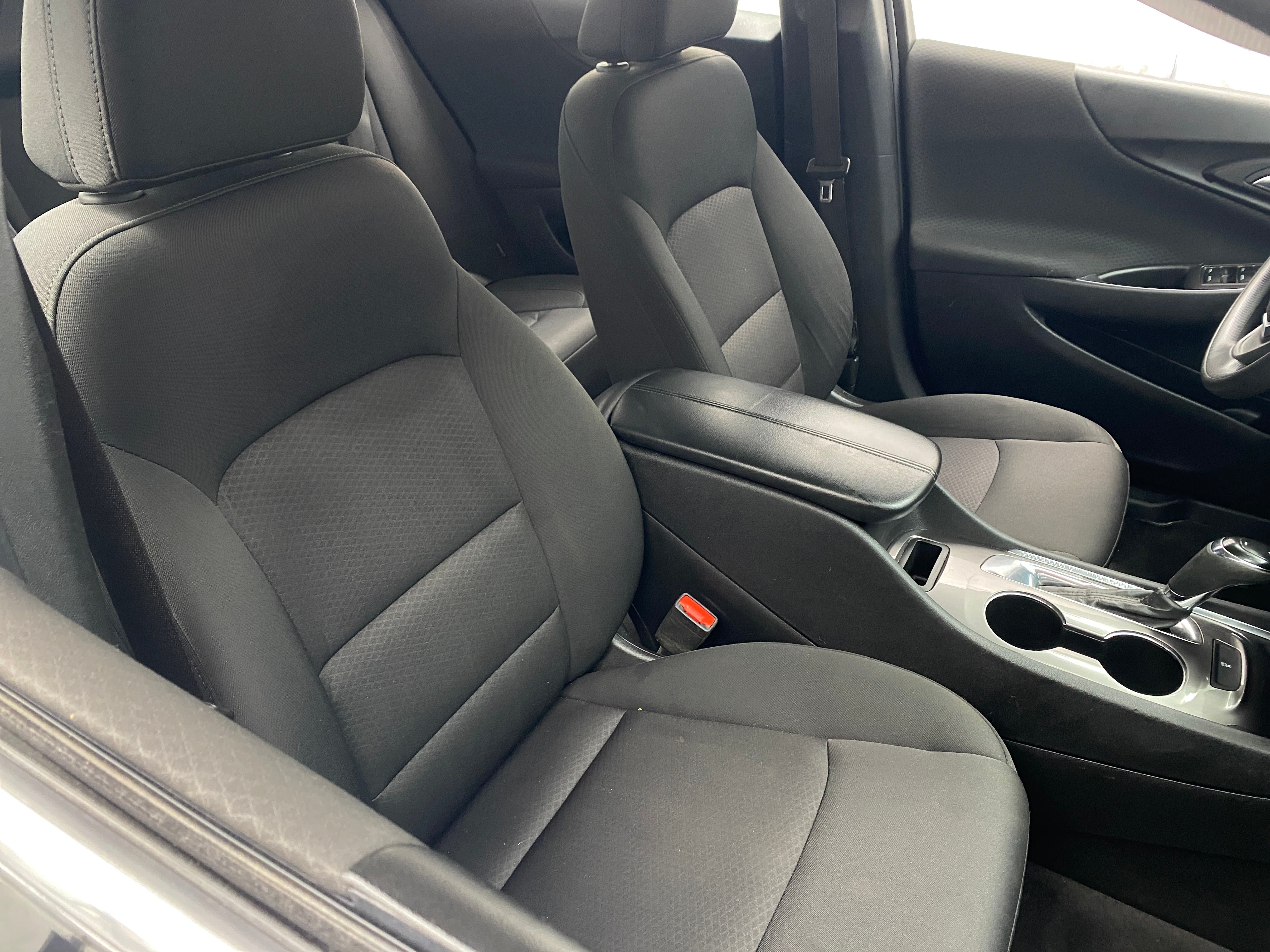 2020 Chevrolet Malibu LT 2