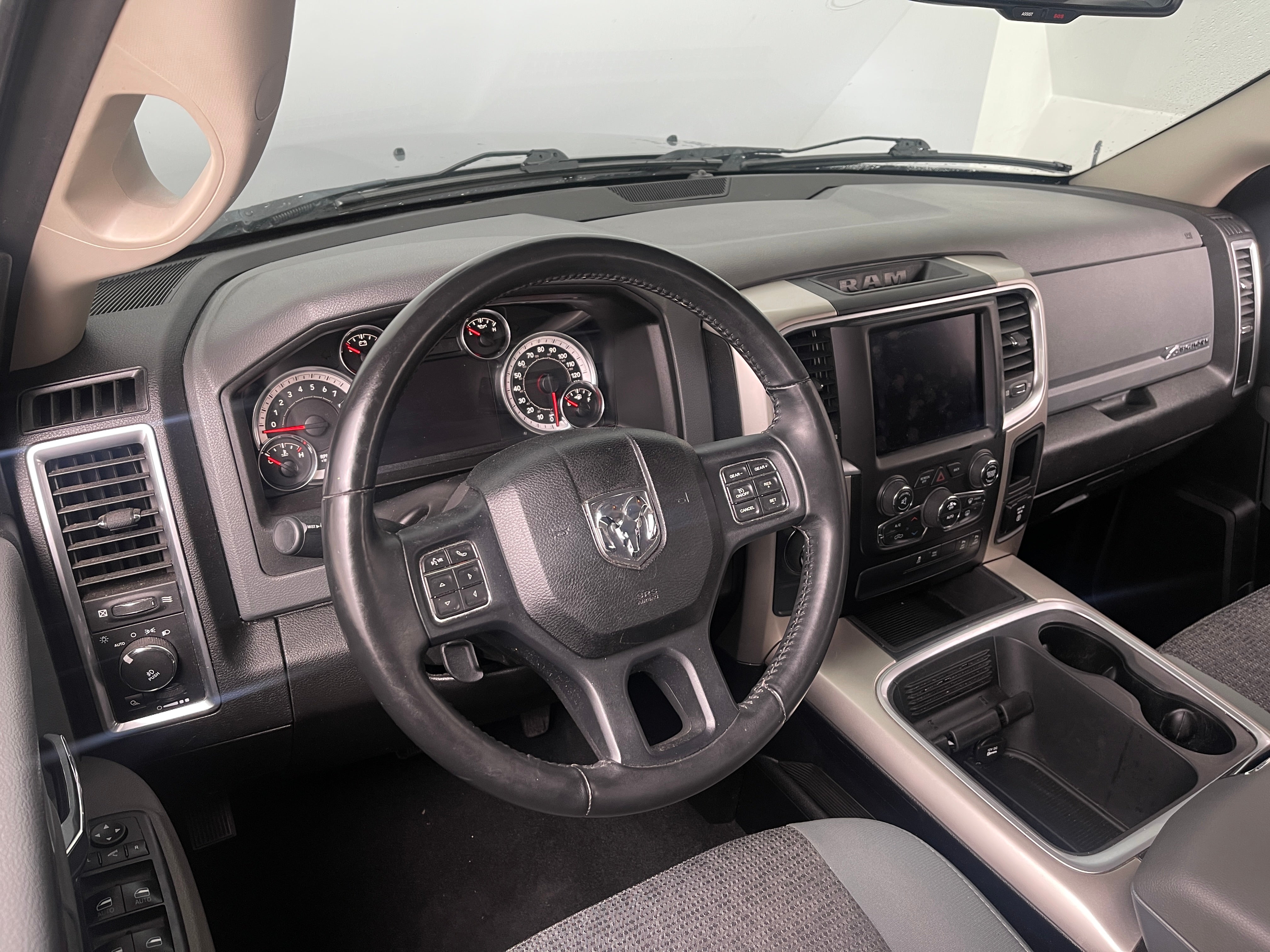 2019 RAM 1500 Classic Big Horn 3