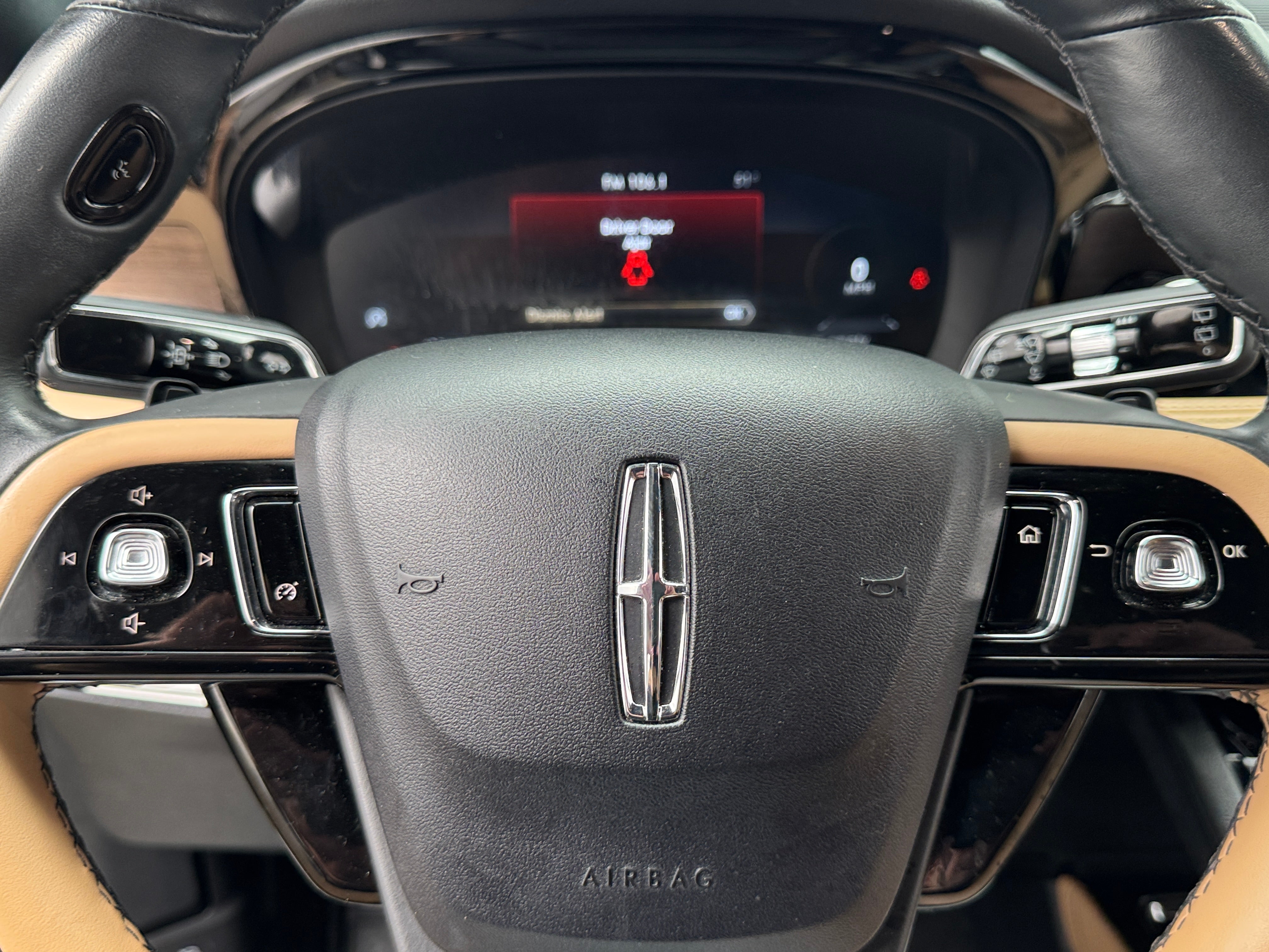 2022 Lincoln Corsair Reserve 4