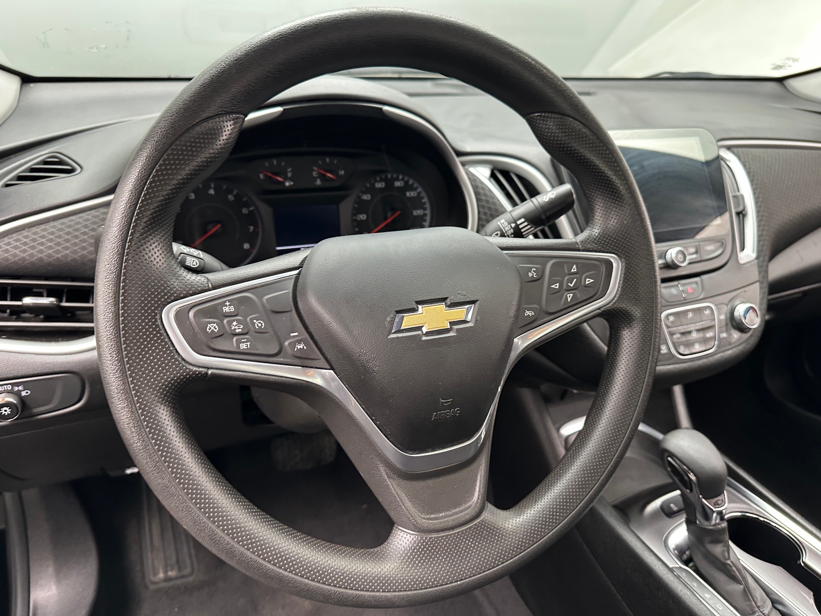Thumbnail: 2023 Chevrolet Malibu - 5