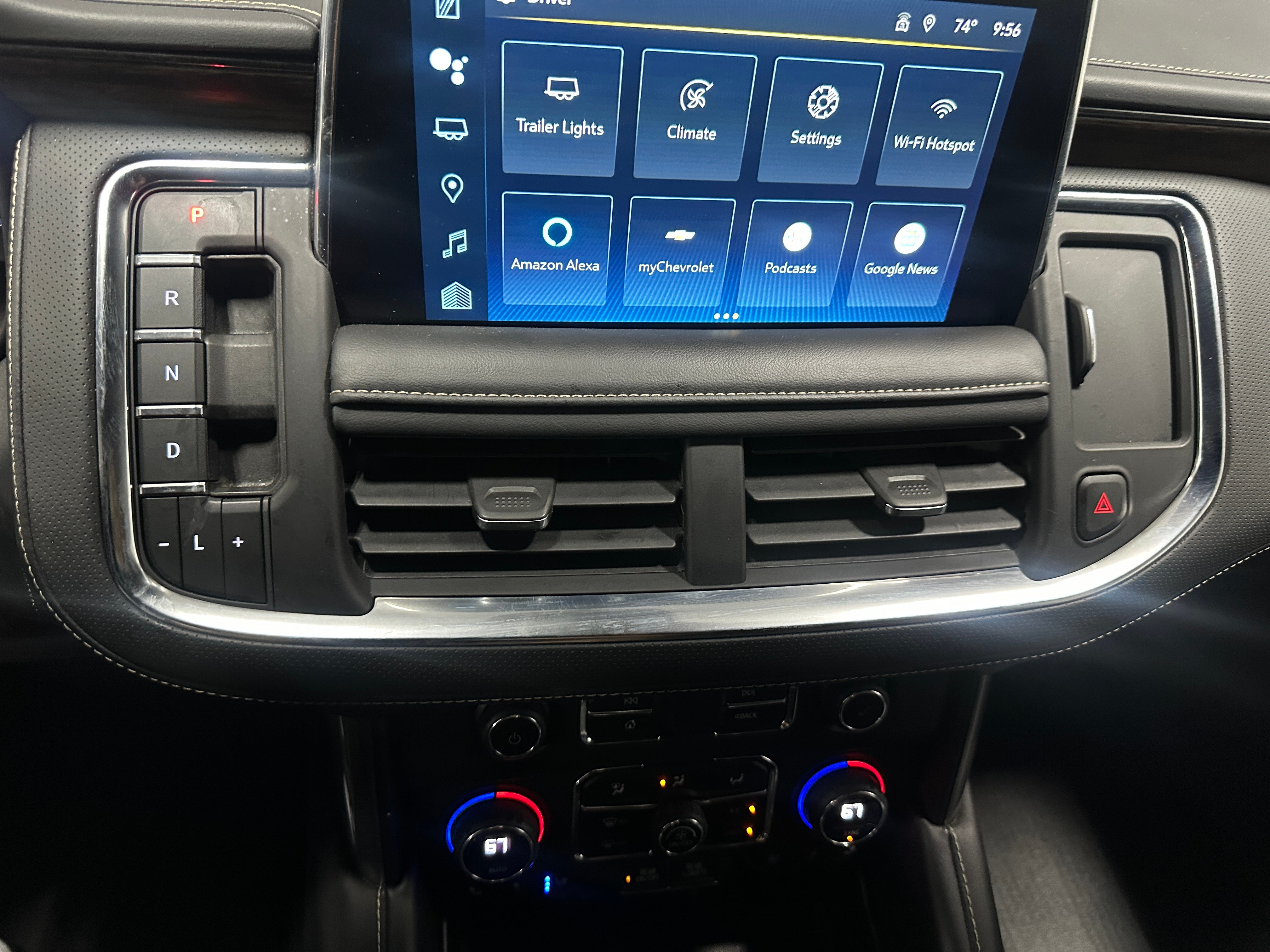 2023 Chevrolet Suburban Premier 3