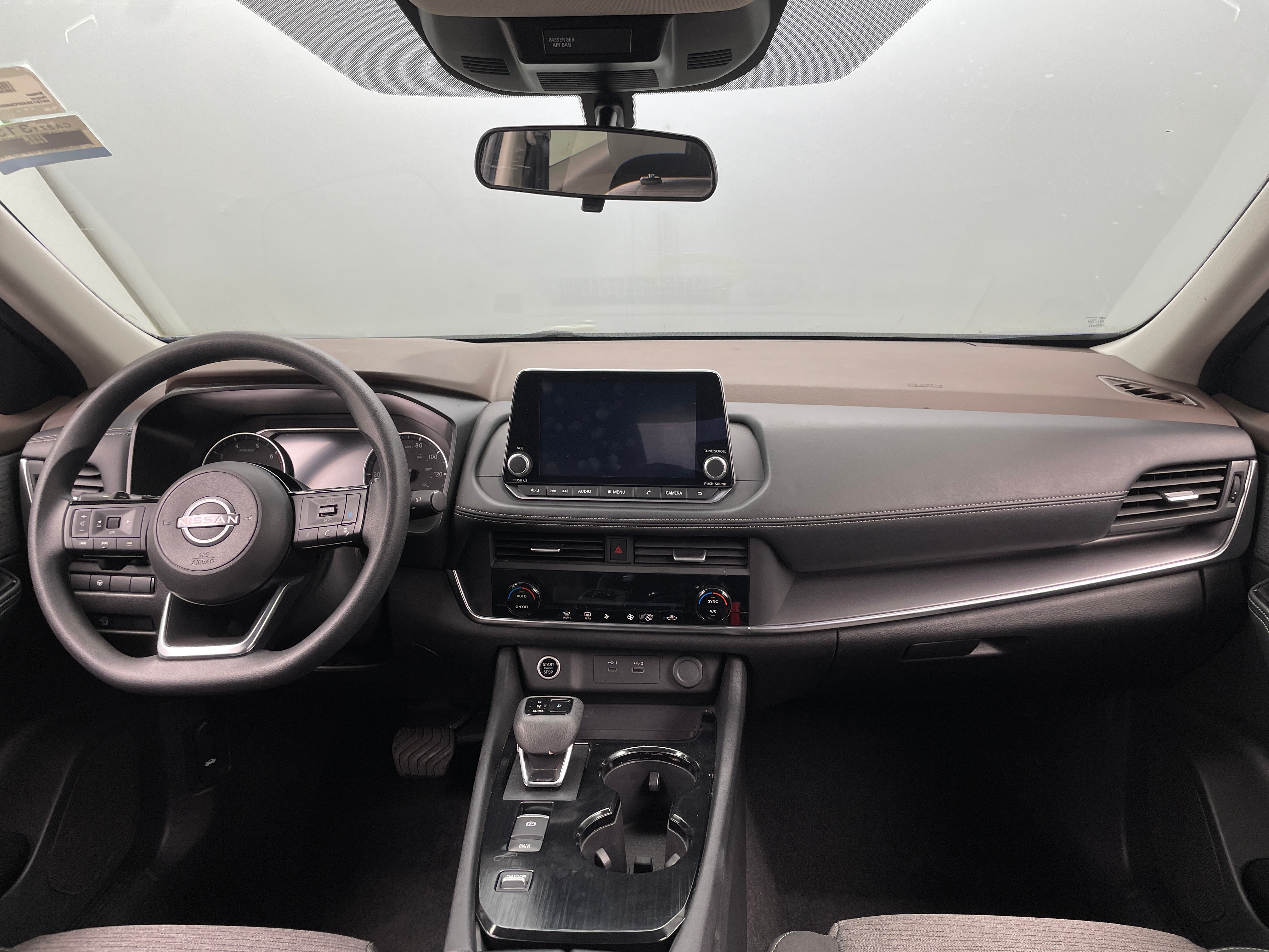 2023 Nissan Rogue SV 3