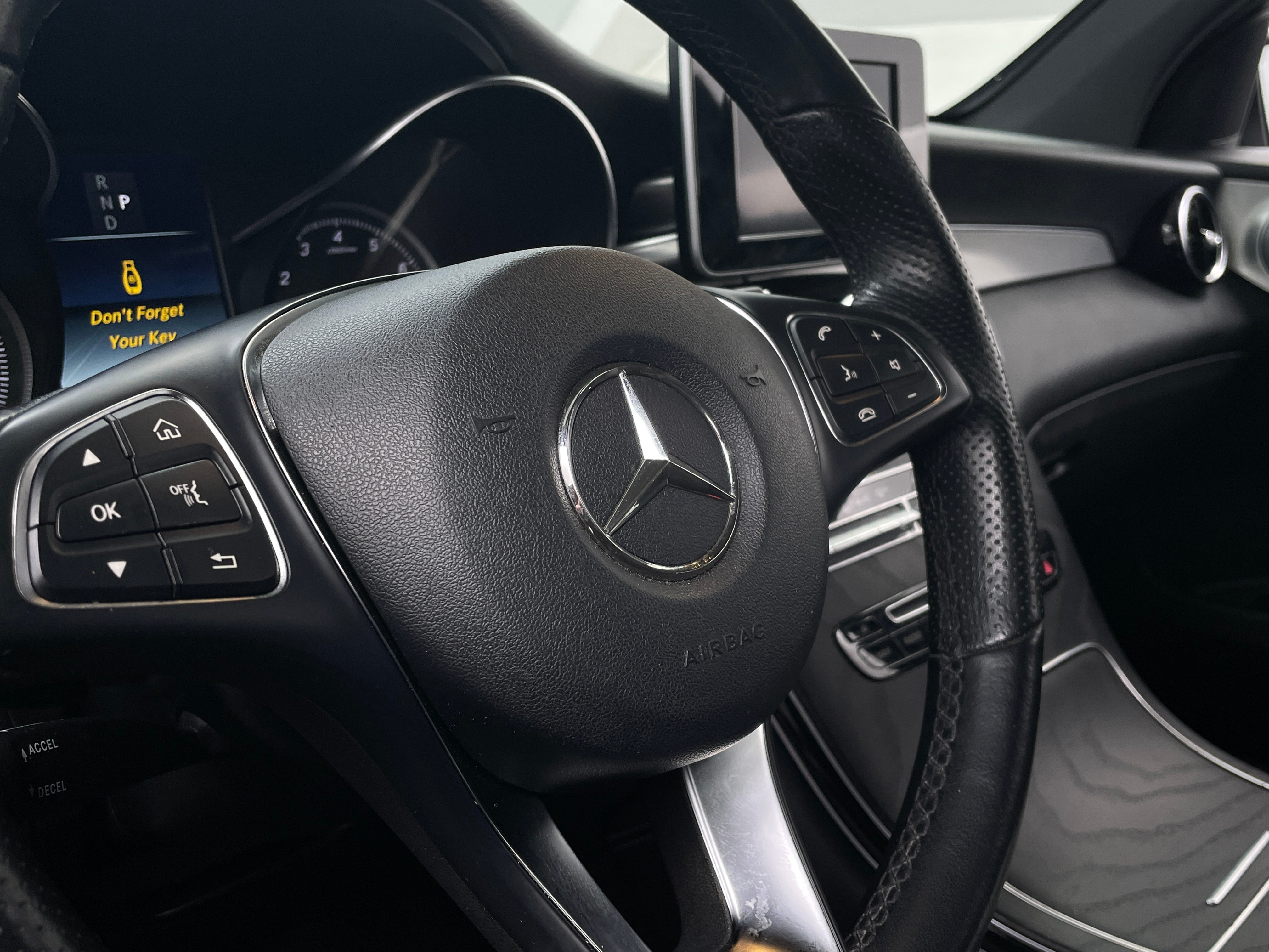 2019 Mercedes-Benz GLC 300 4