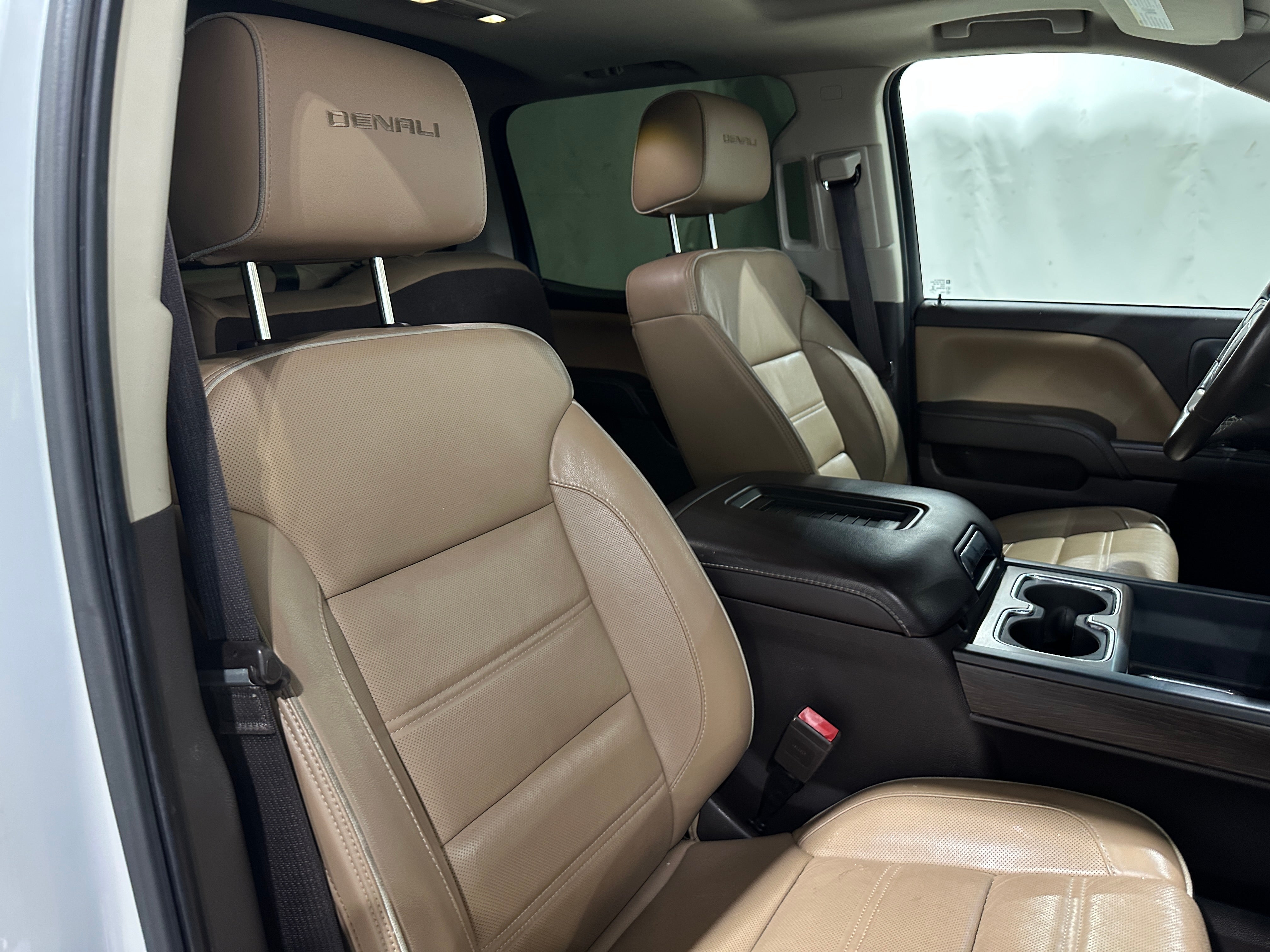 Image 6 of 2017 GMC Sierra 1500 Crew Cab Denali 5 3/4 ft