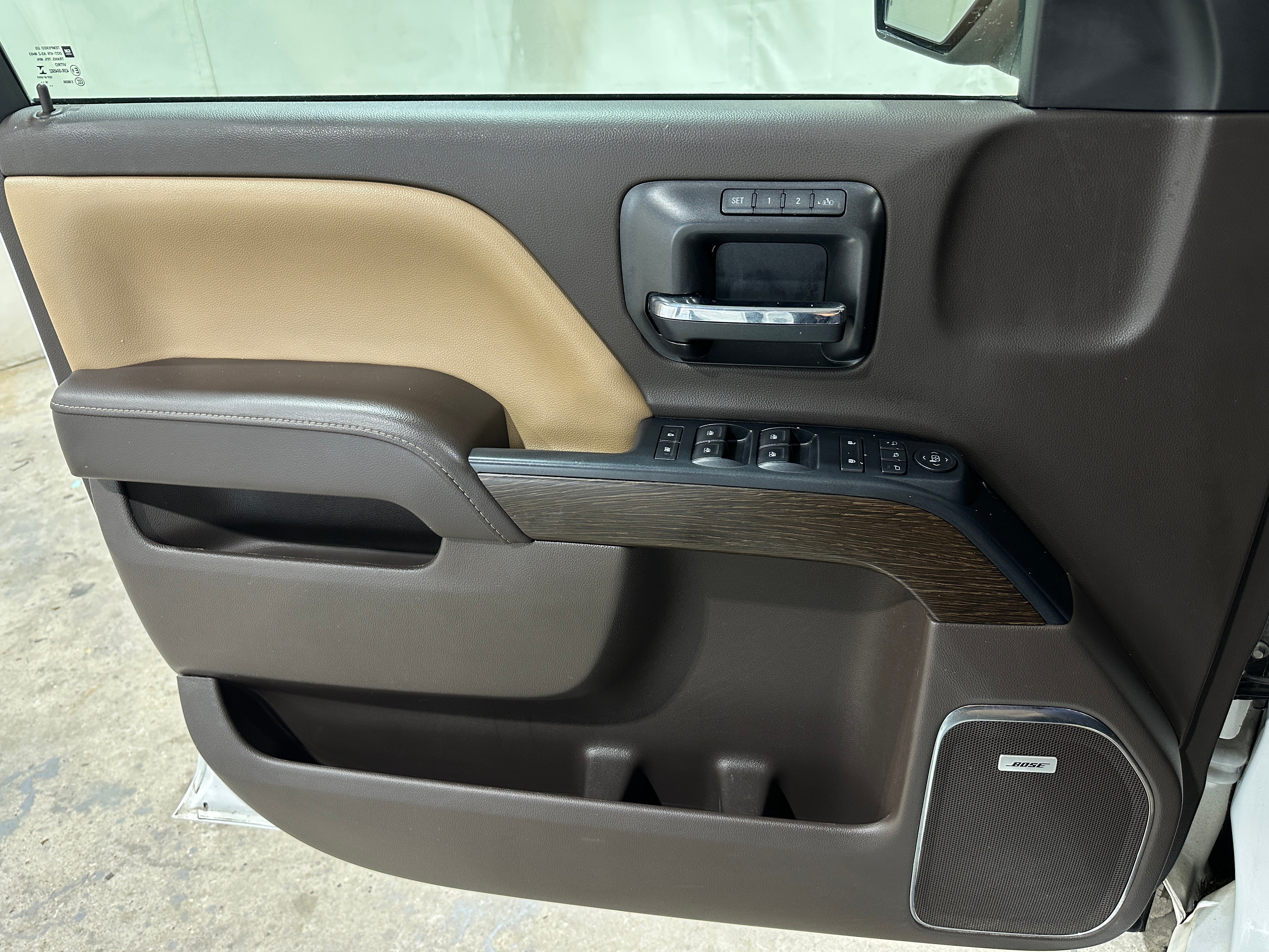 Image 8 of 2017 GMC Sierra 1500 Crew Cab Denali 5 3/4 ft