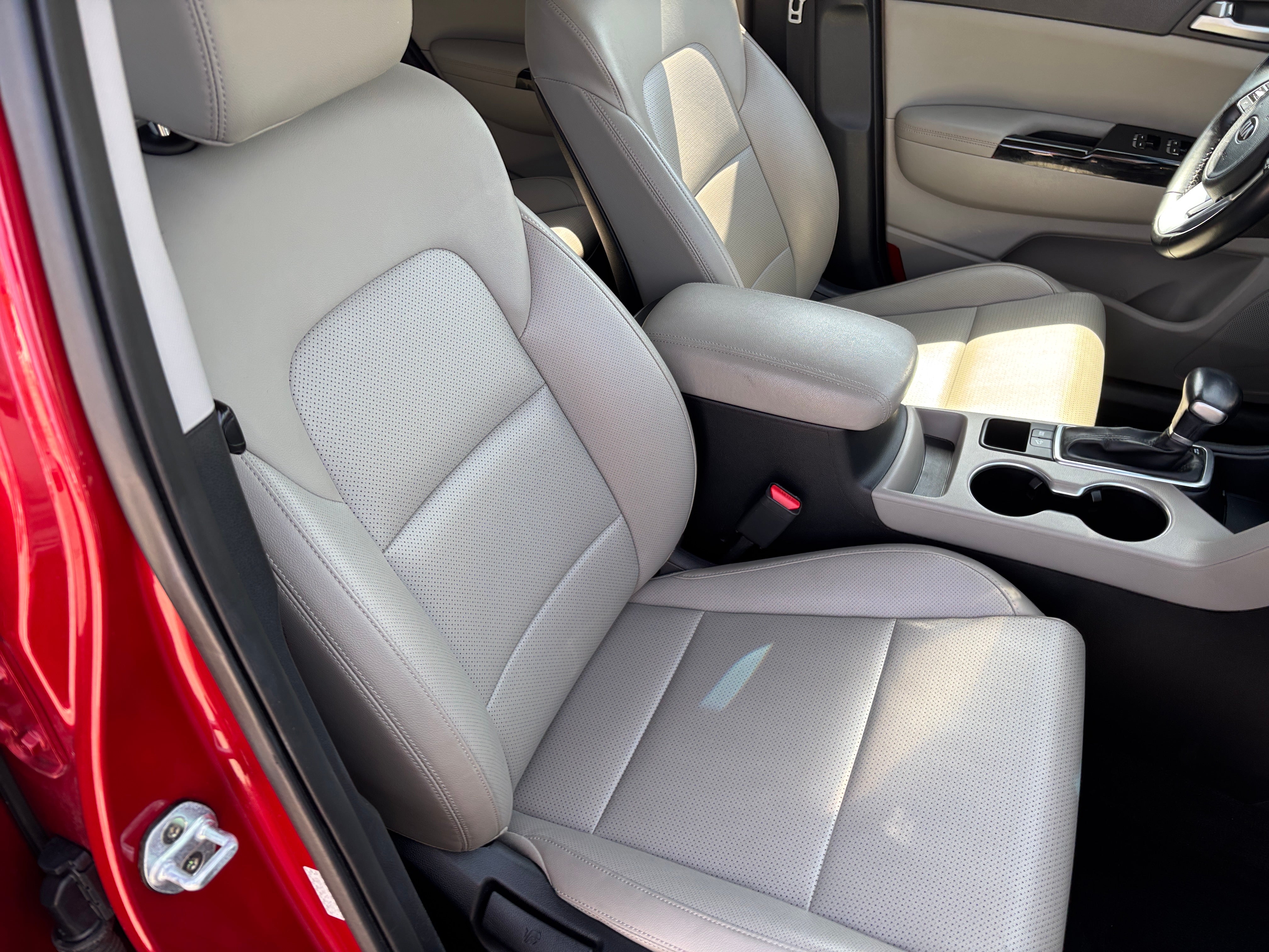 2020 Kia Sportage EX 2