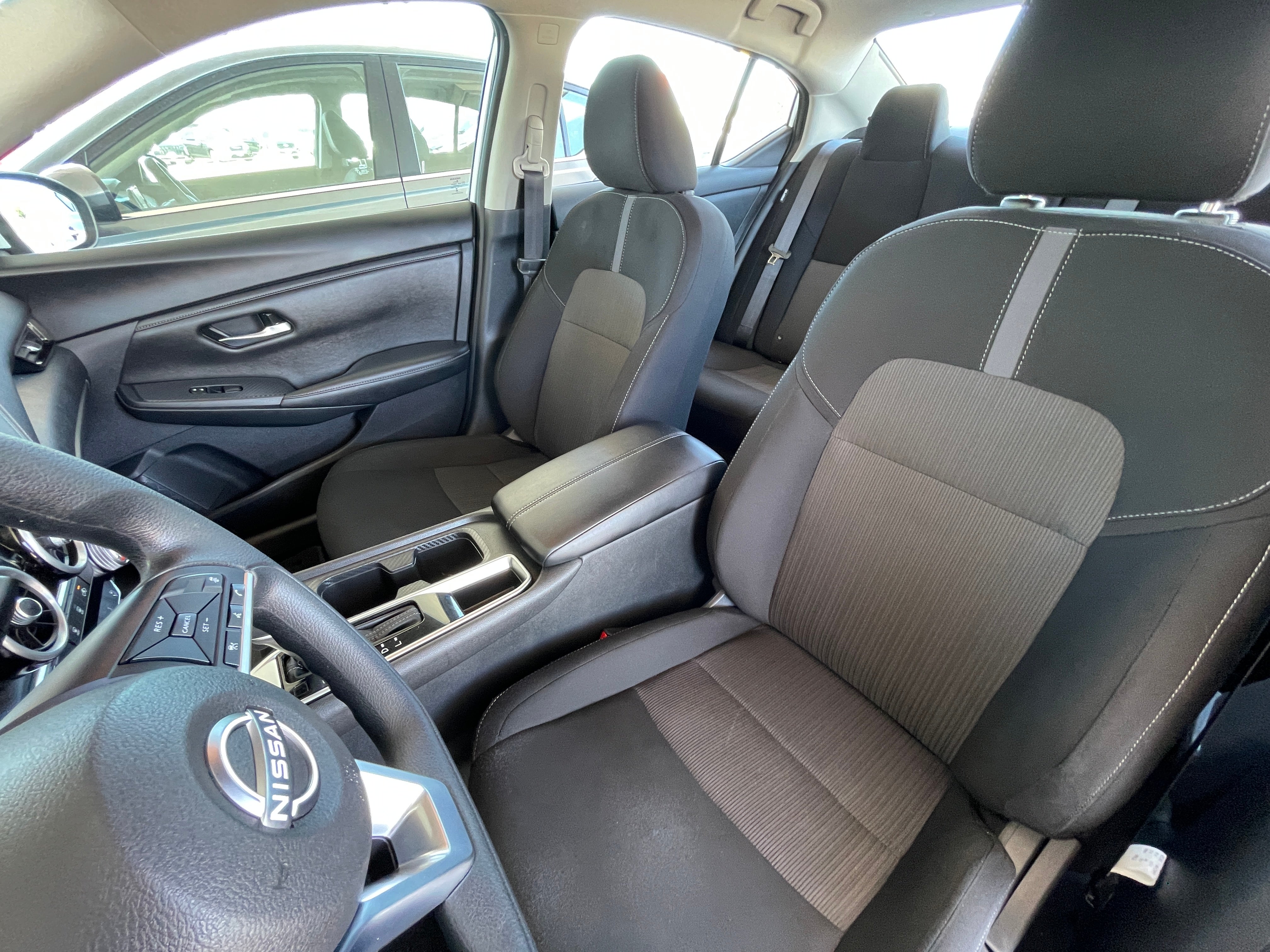 2024 Nissan Sentra SV 2
