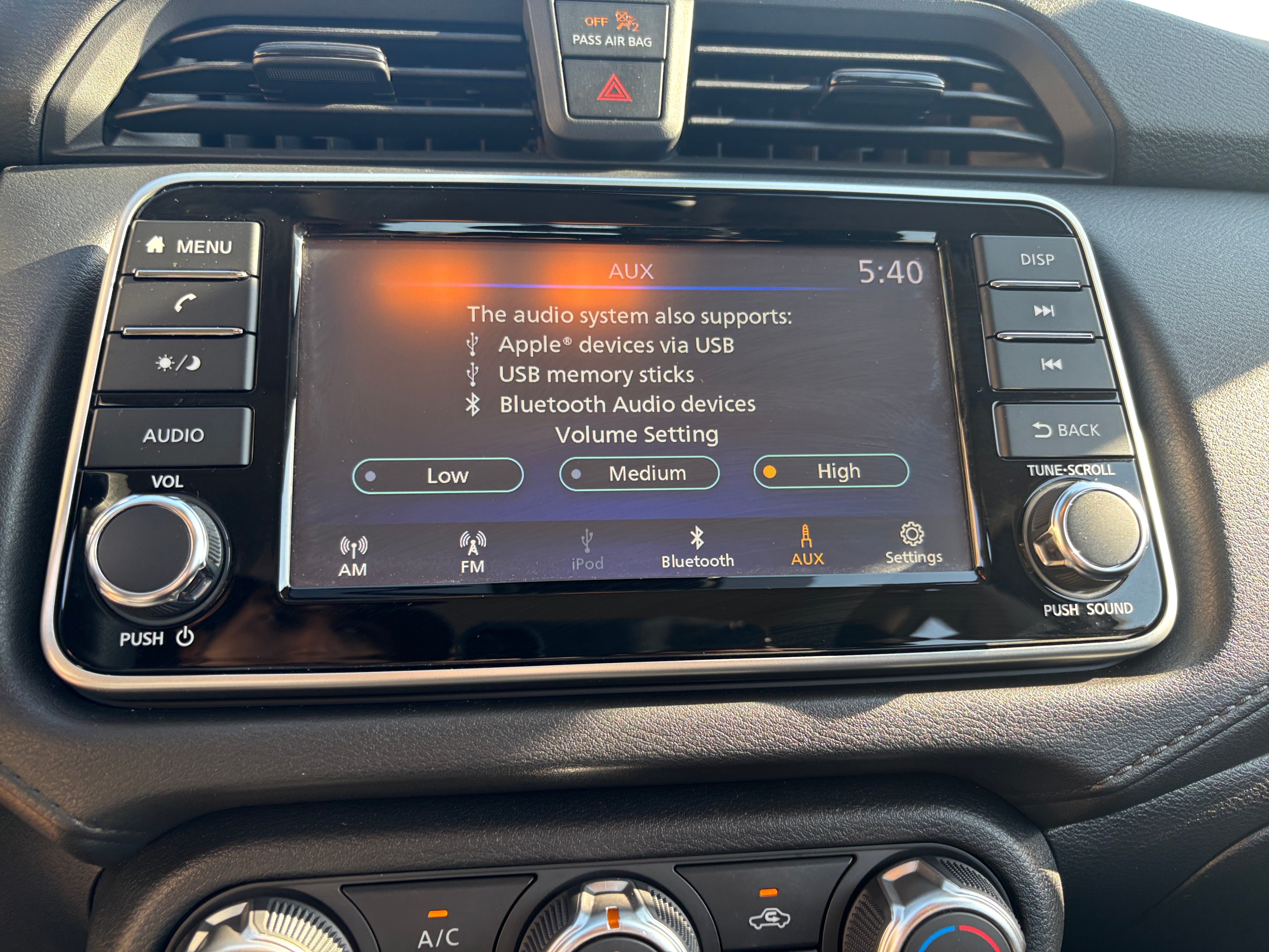 2024 Nissan Versa S 4