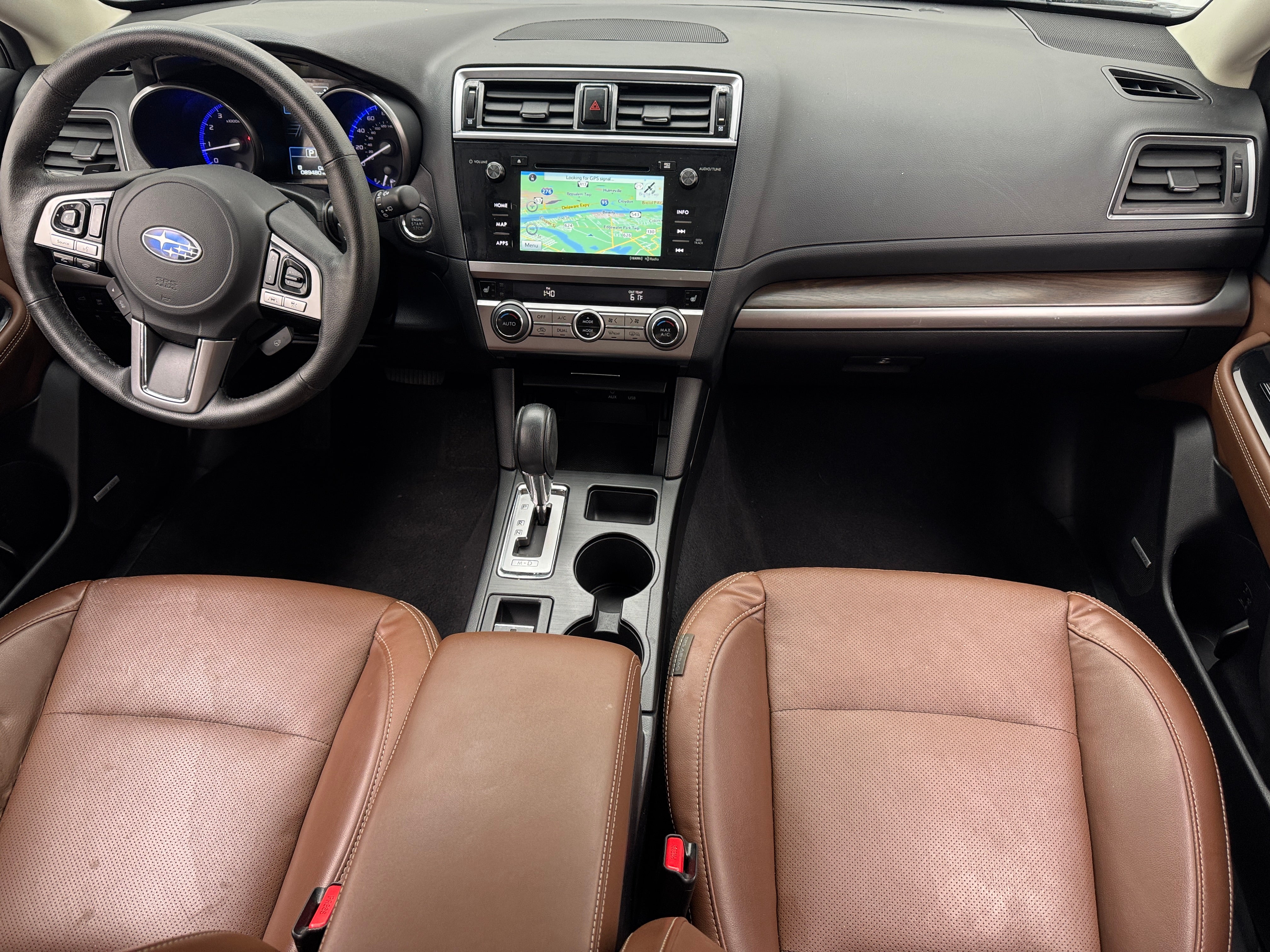 2017 Subaru Outback 3.6R Touring 2