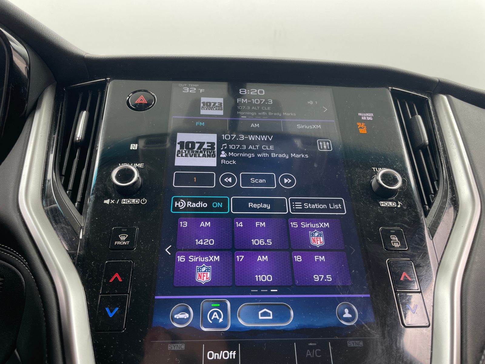 Thumbnail: 2022 Subaru Outback - 4