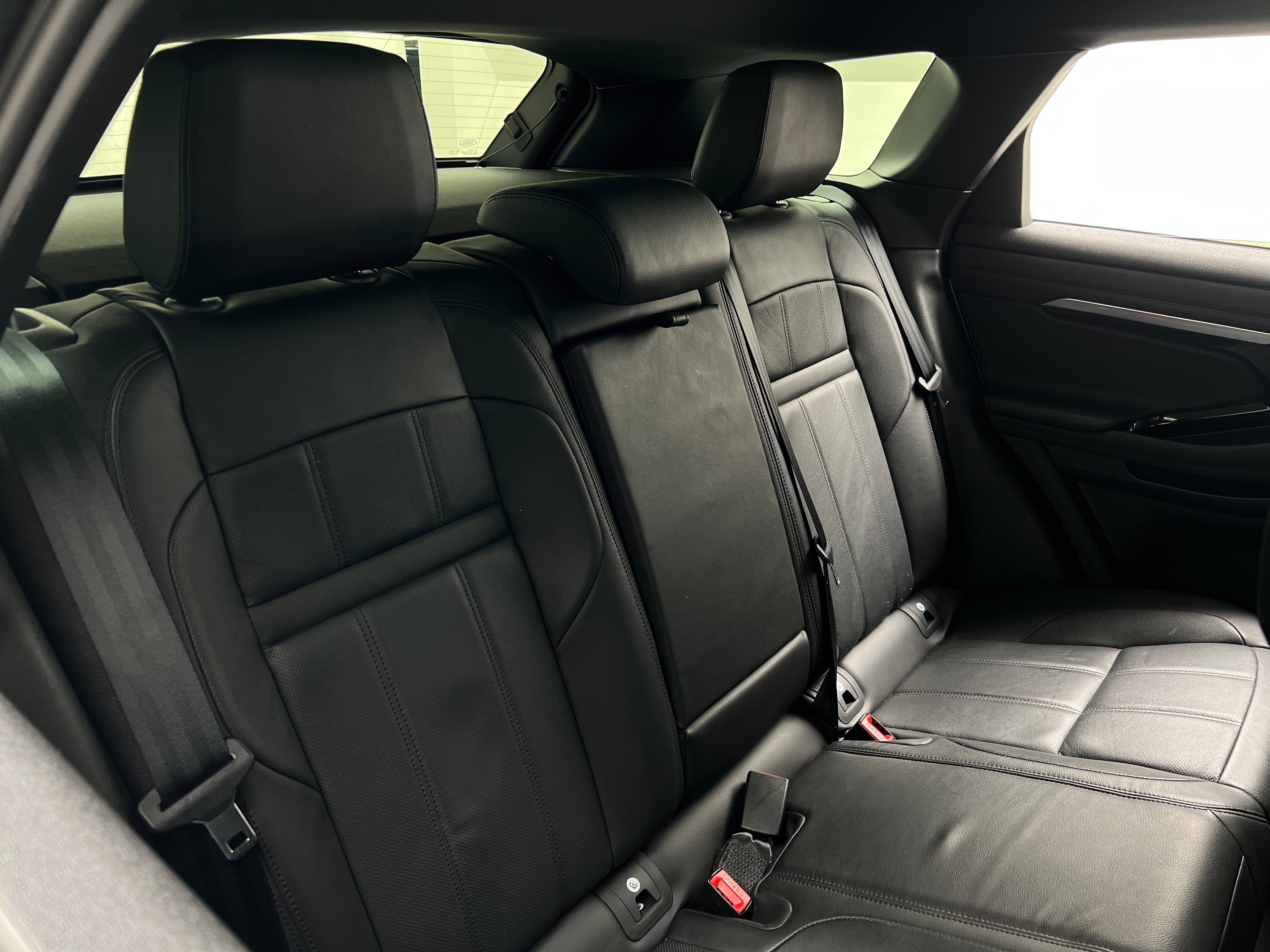 2023 Land Rover Range Rover Evoque R-Dynamic SE 5