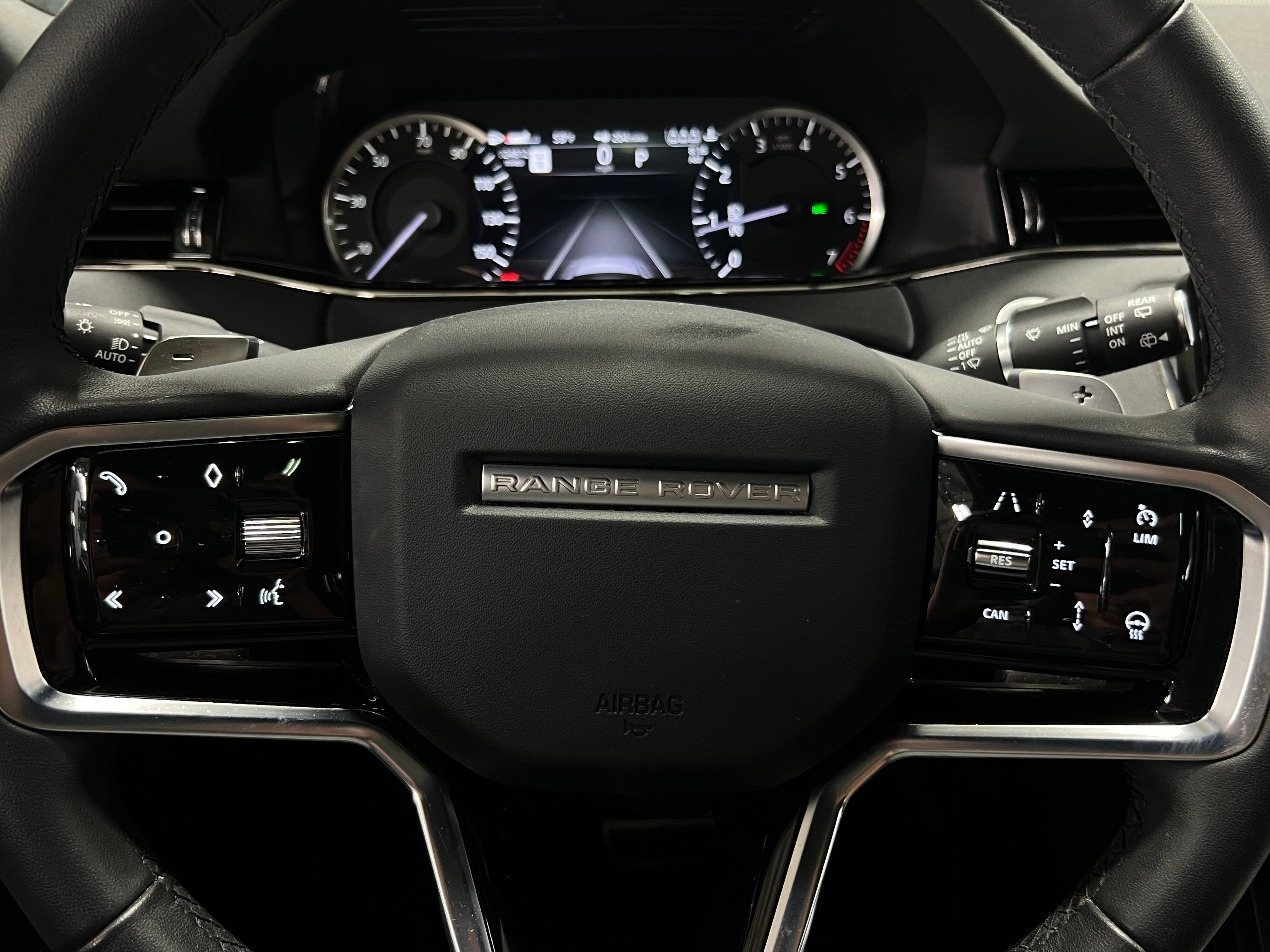 2023 Land Rover Range Rover Evoque R-Dynamic SE 4