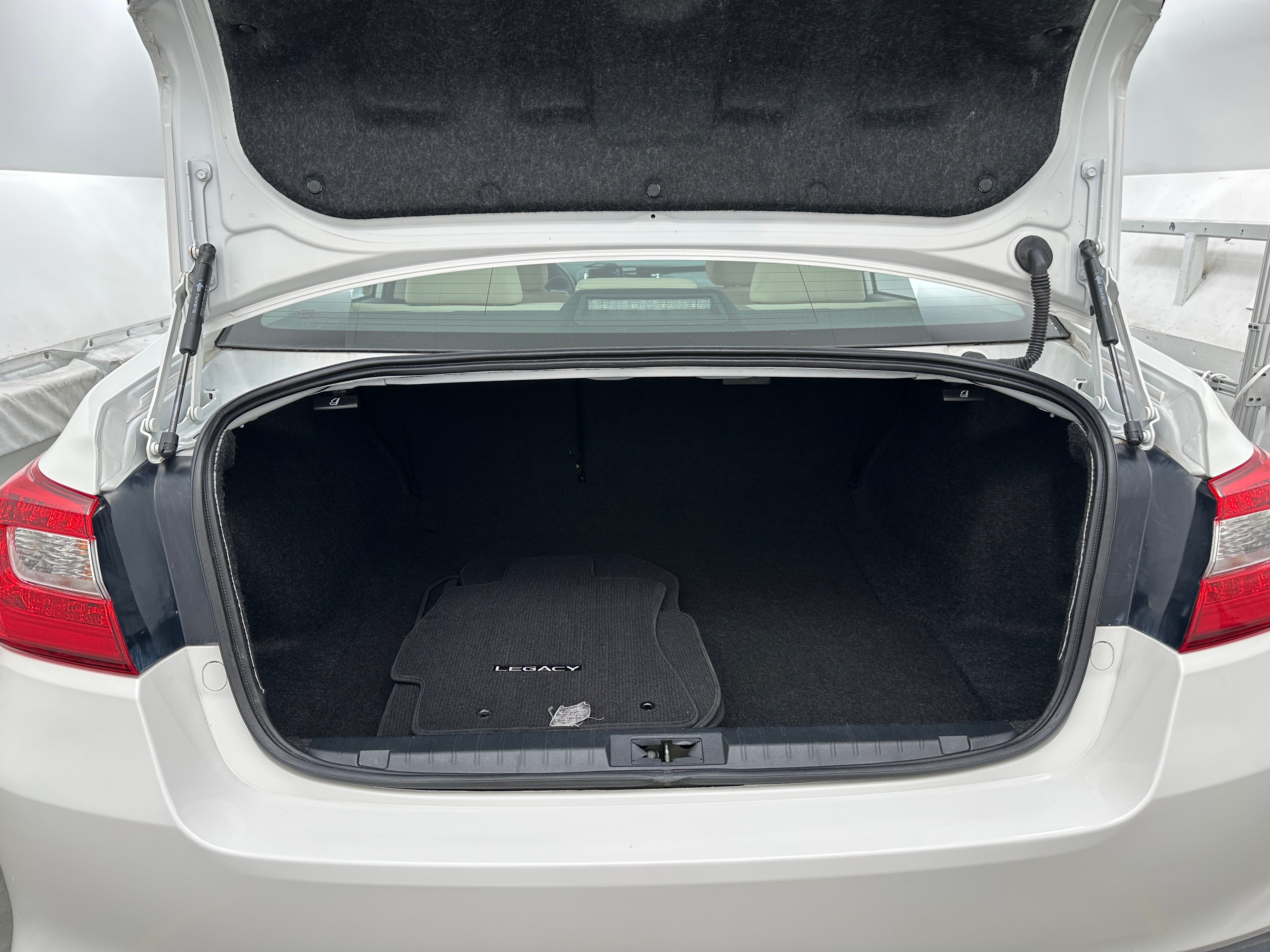 2019 Subaru Legacy Premium 7