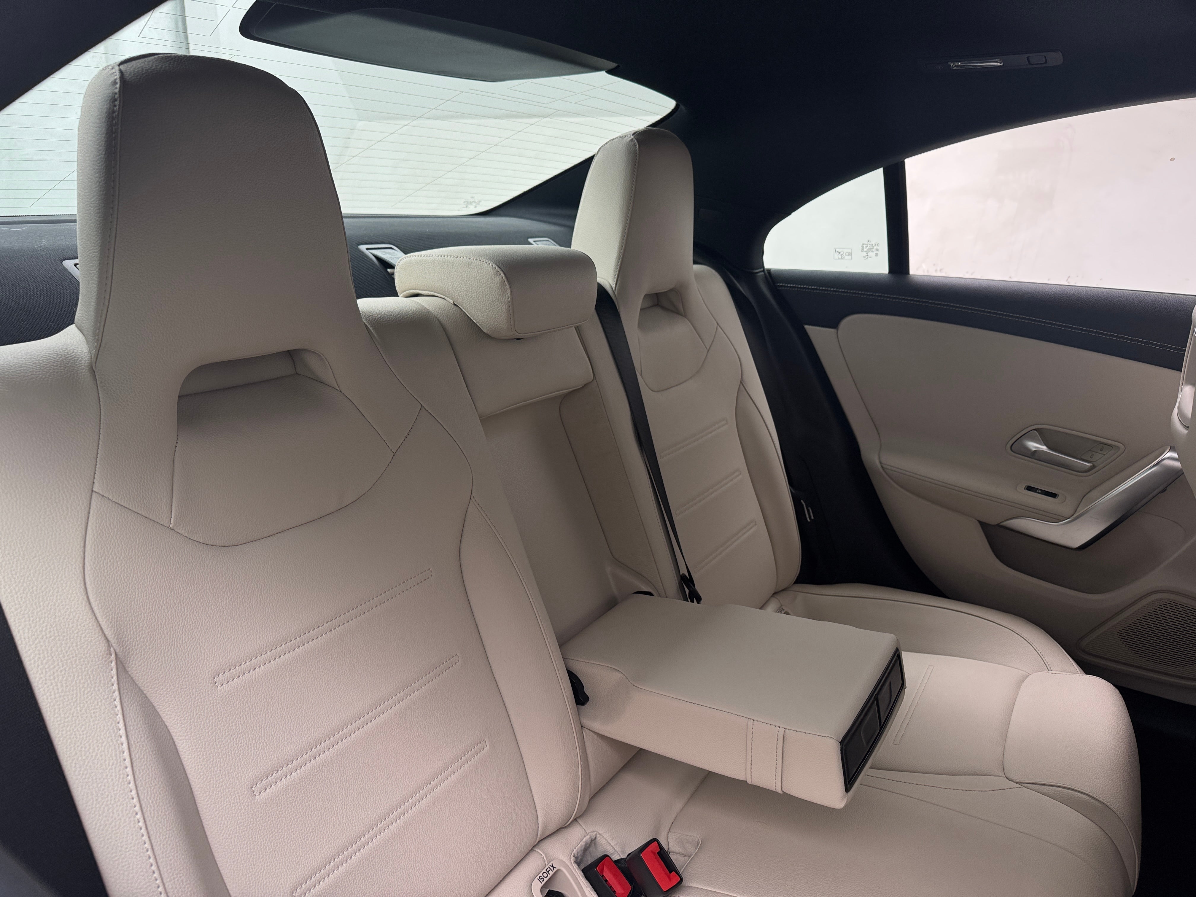 2020 Mercedes-Benz CLA 250 5