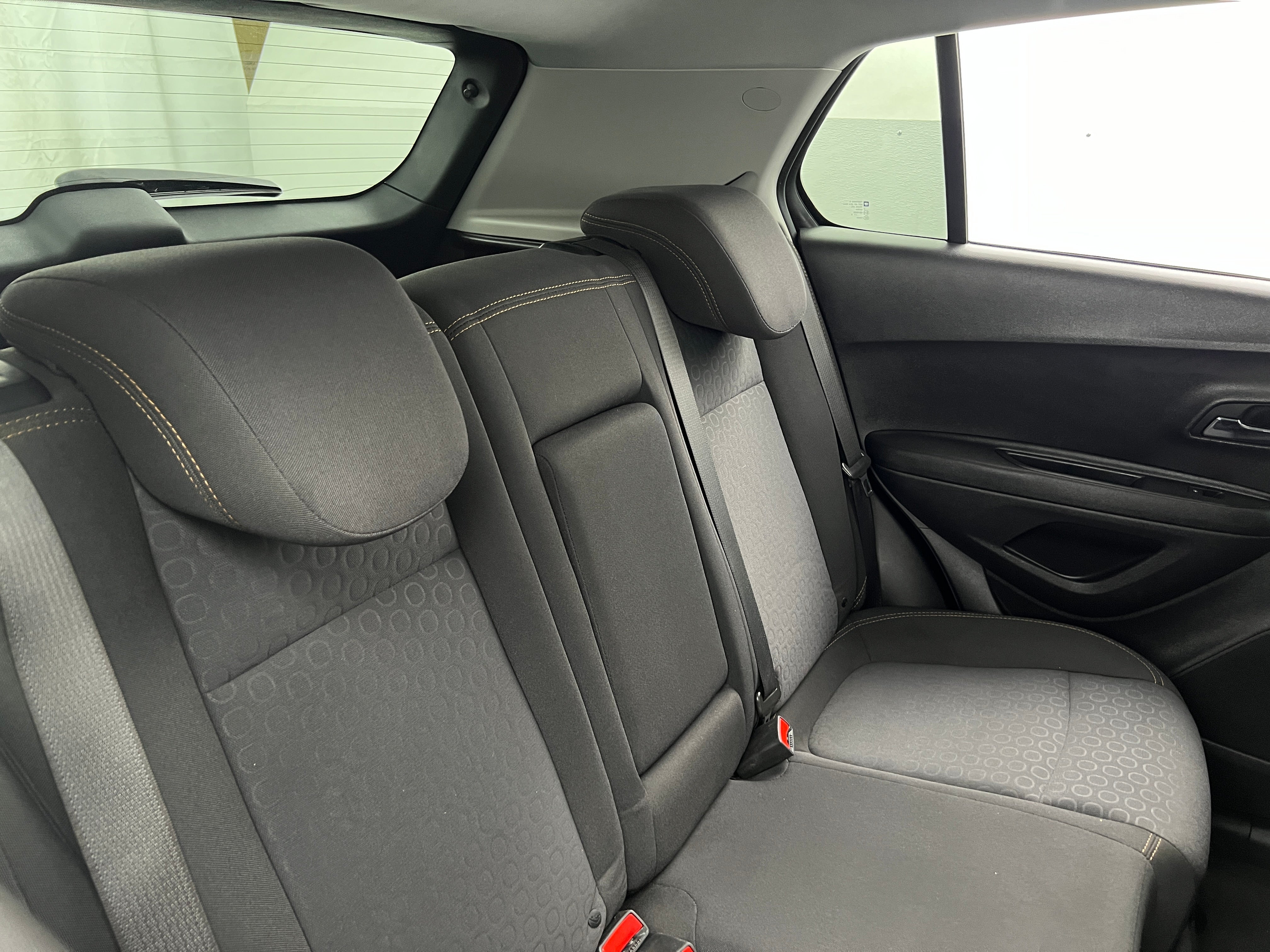 2020 Chevrolet Trax LS 6