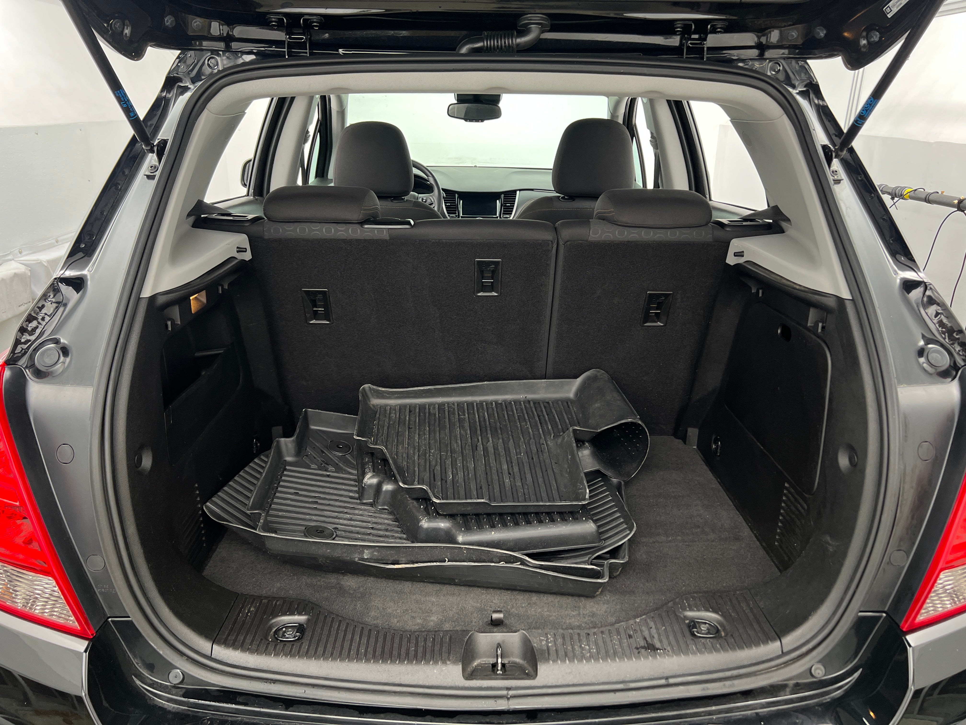 2020 Chevrolet Trax LS 7