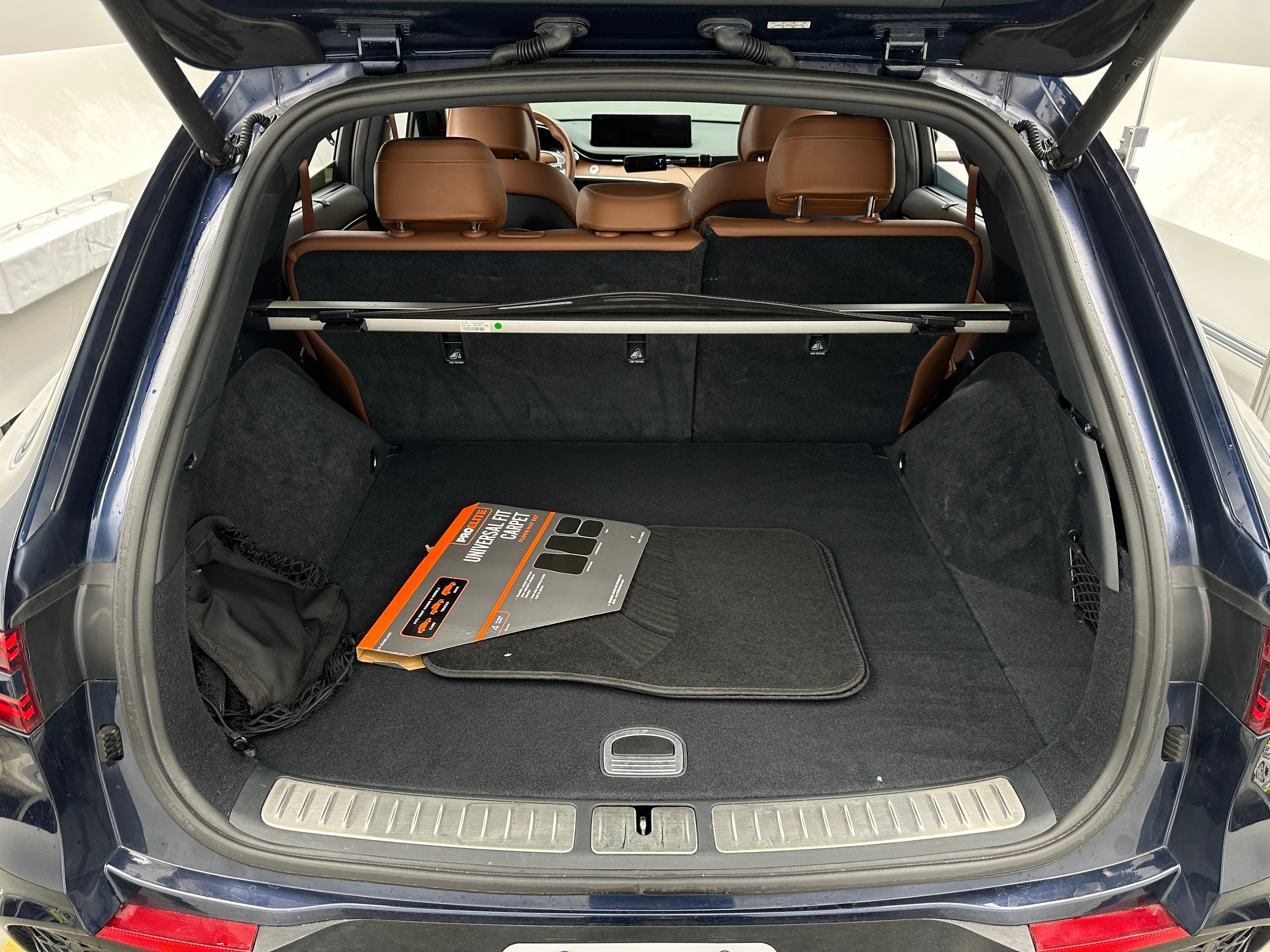 2022 Genesis GV70 Standard 6