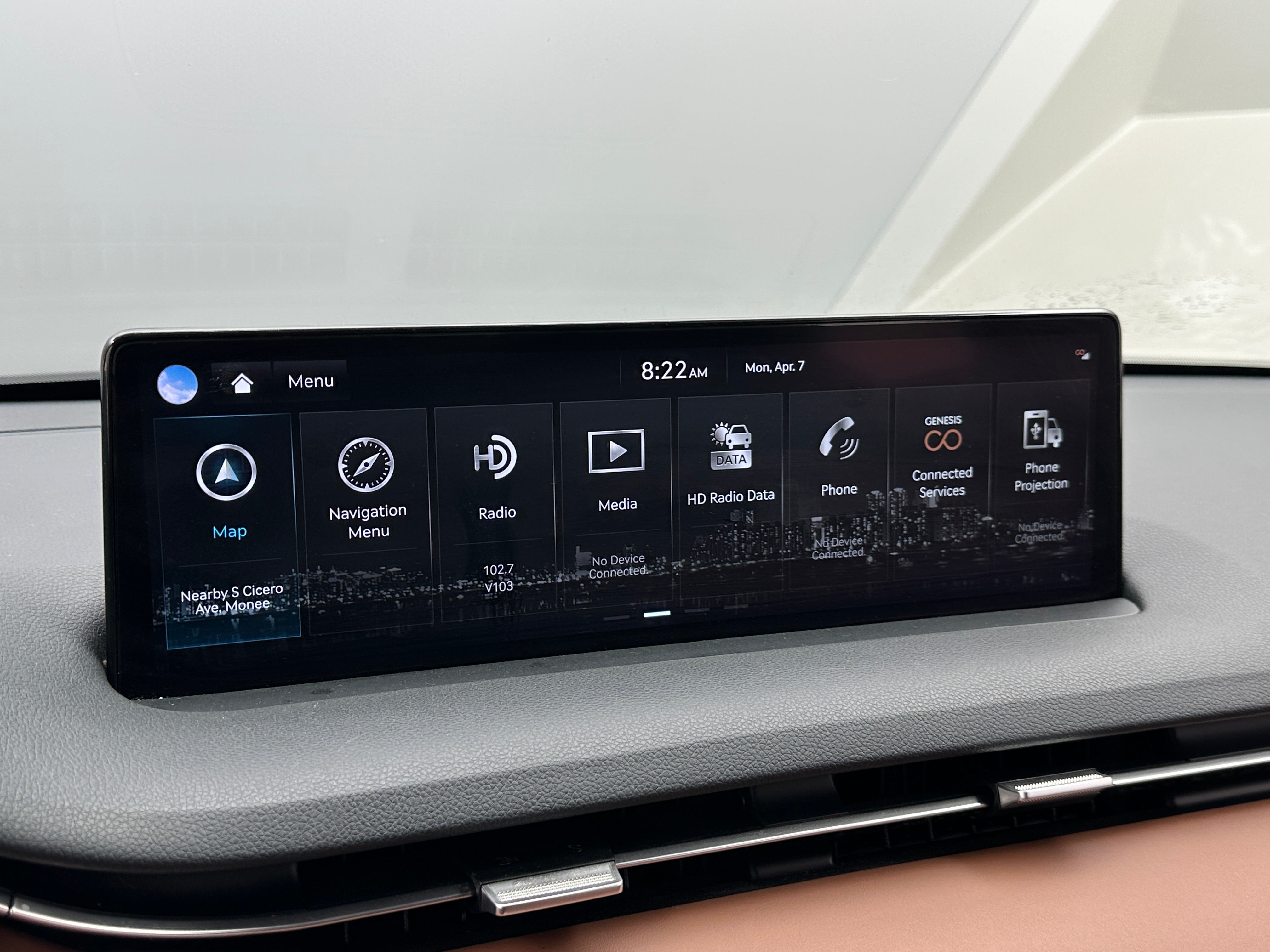 2022 Genesis GV70 Standard 3