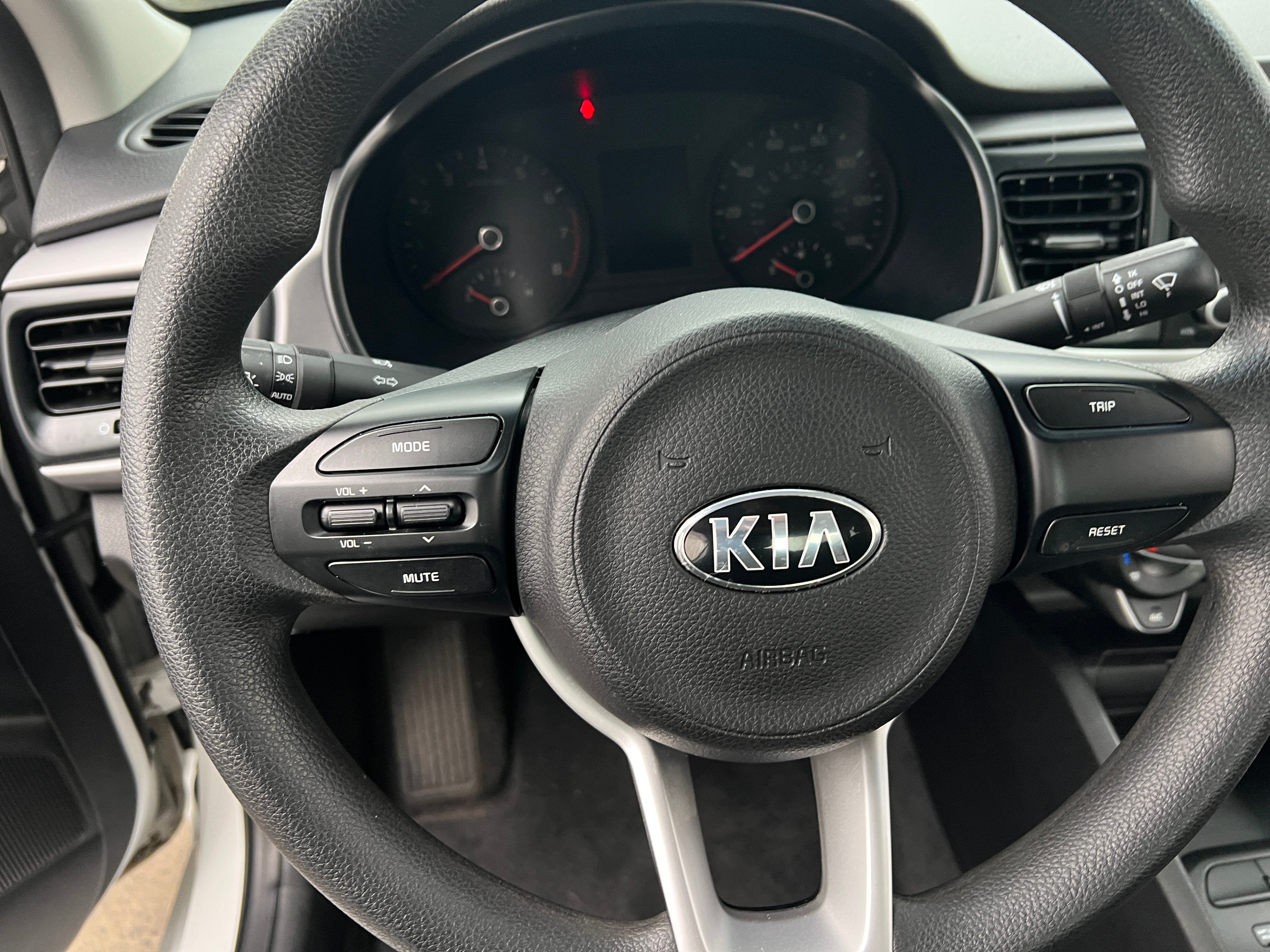 2018 Kia Rio LX 5