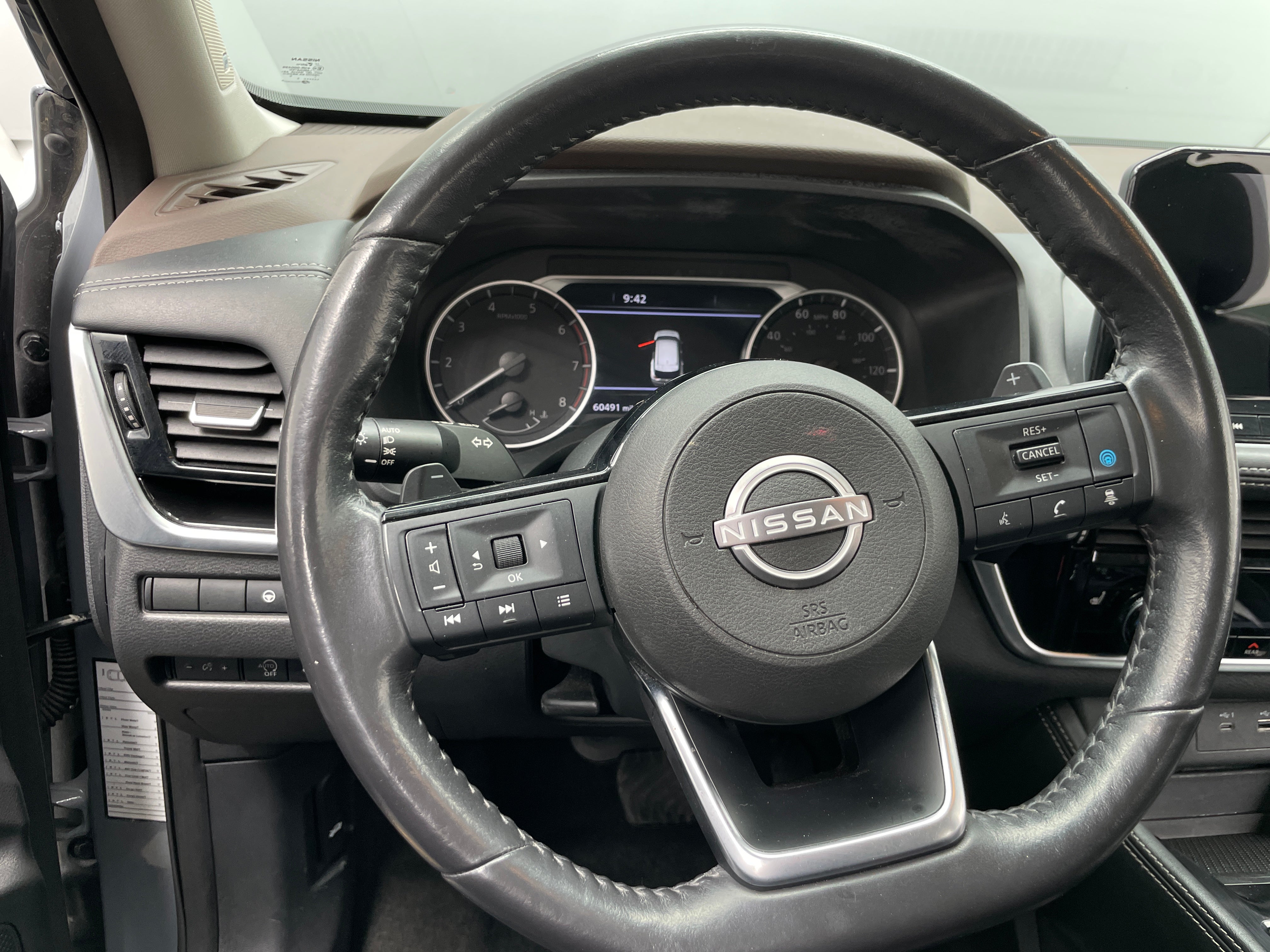 2023 Nissan Rogue SL 4