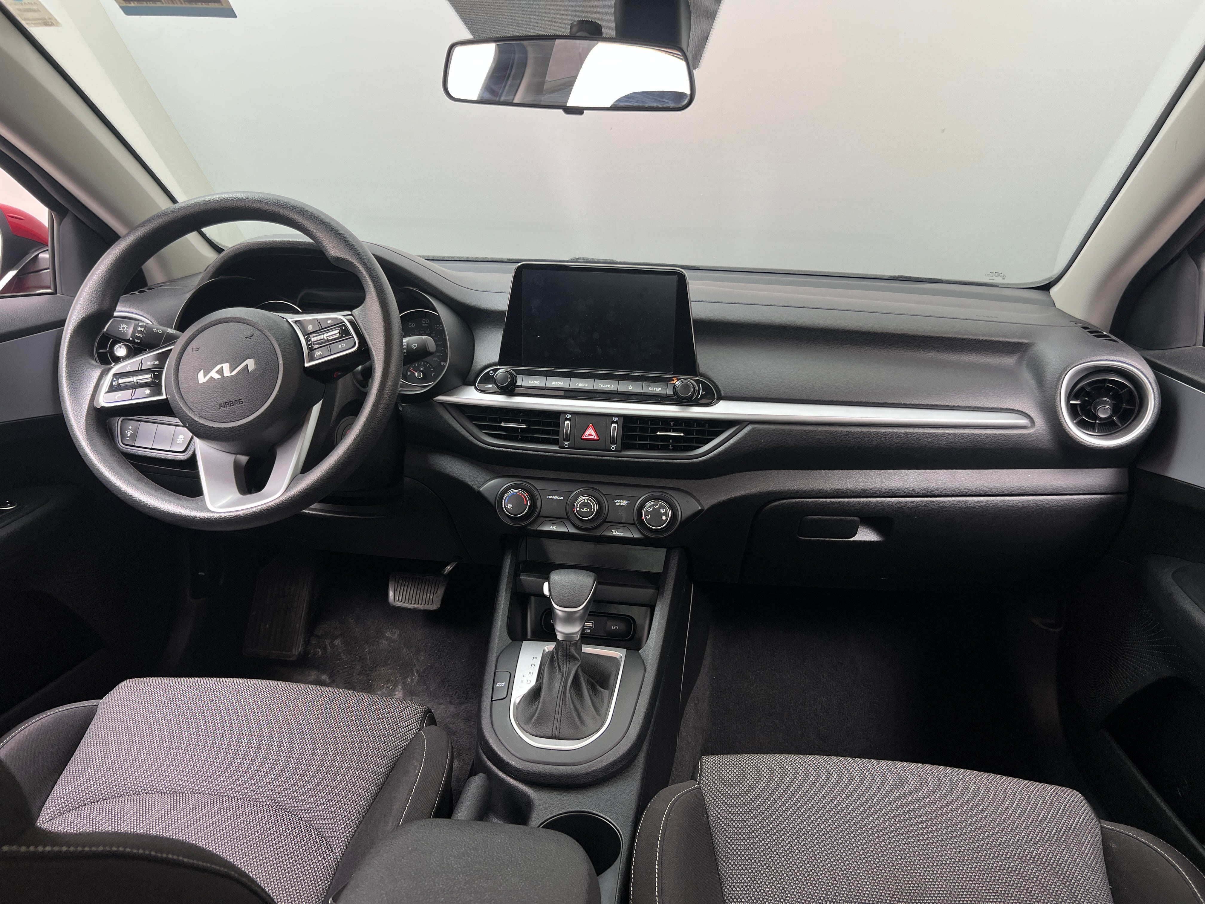 2024 Kia Forte LXS 3