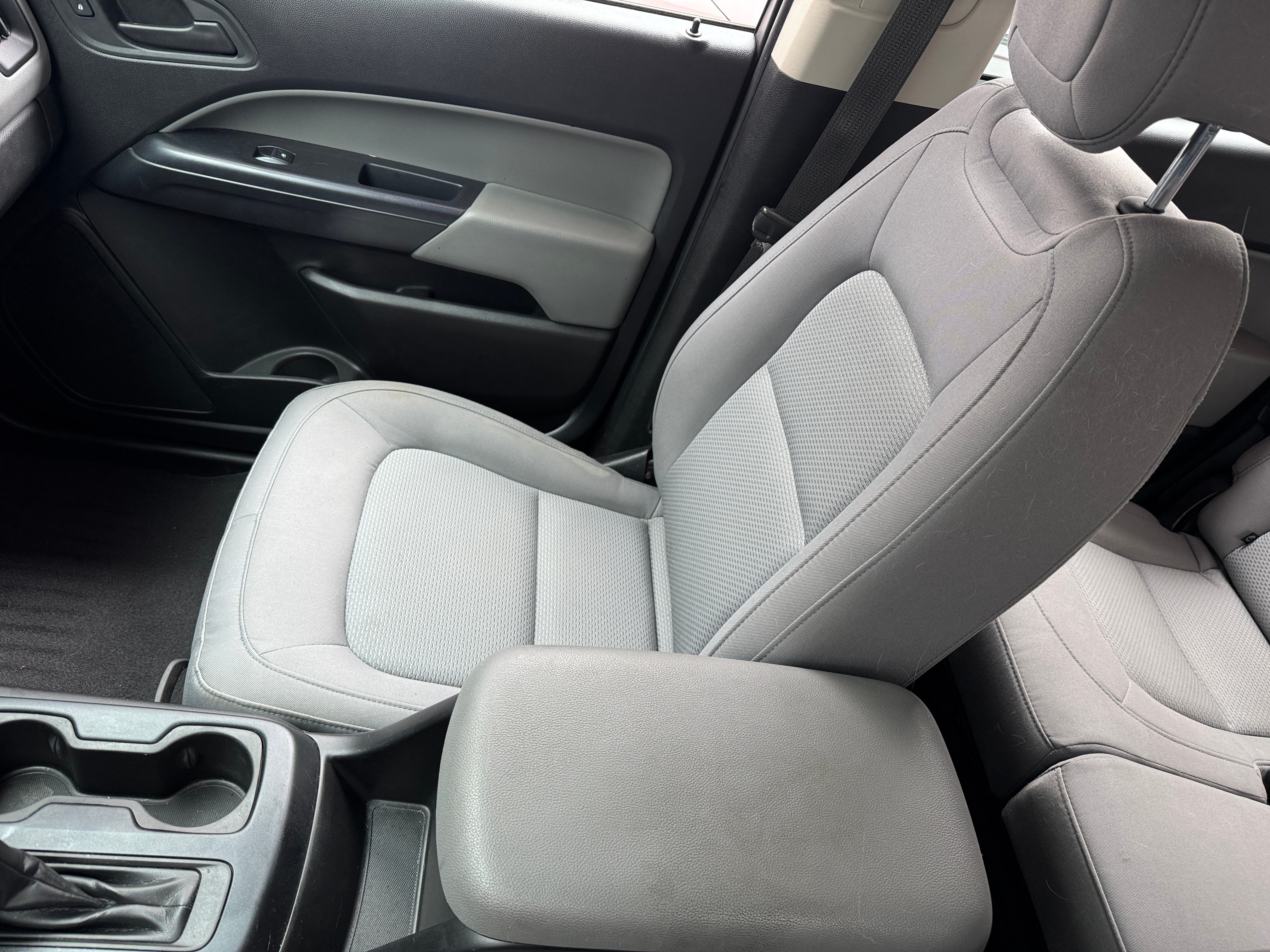 2019 Chevrolet Colorado Work Truck 2
