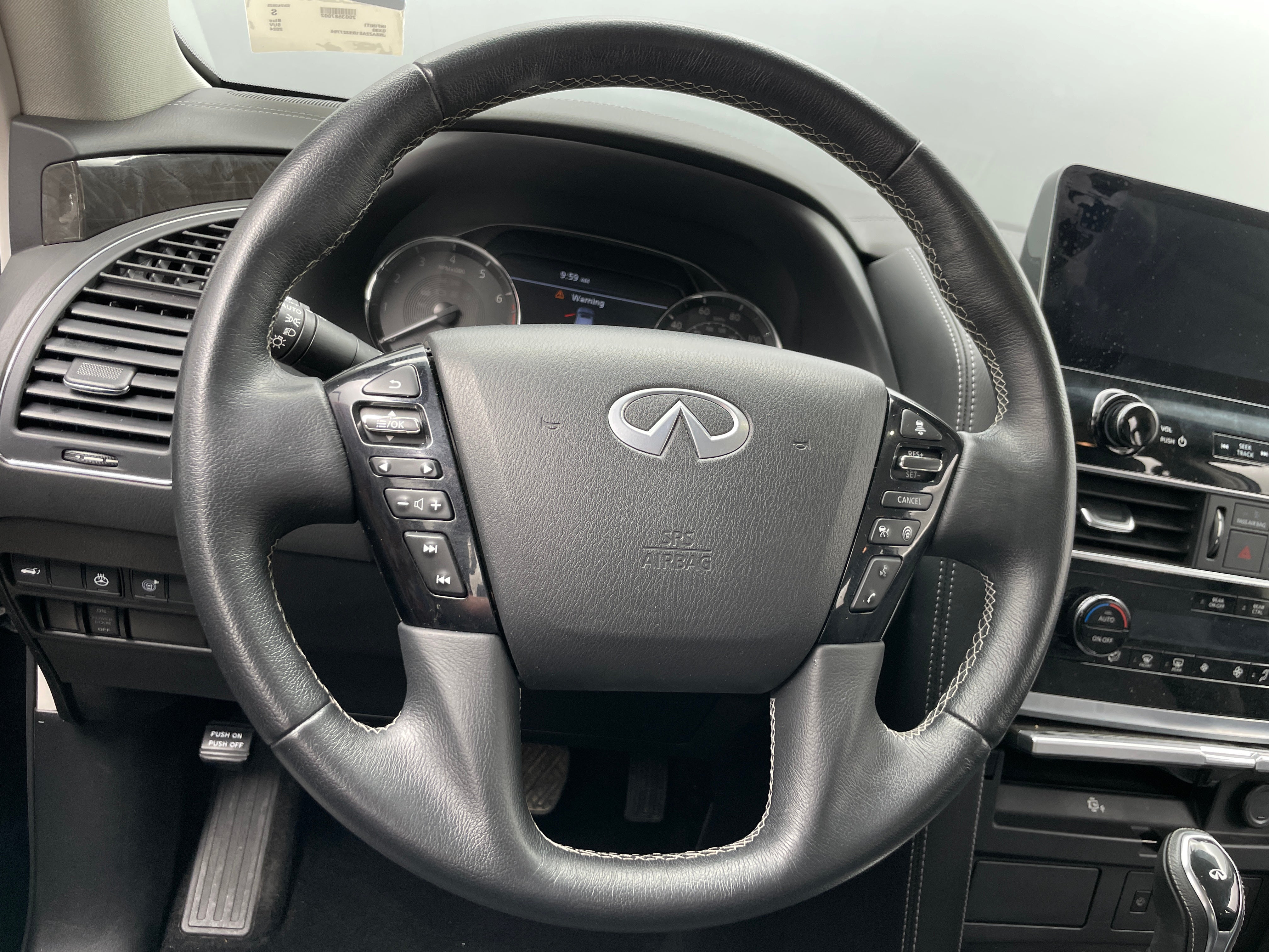 2024 INFINITI QX80 Luxe 4