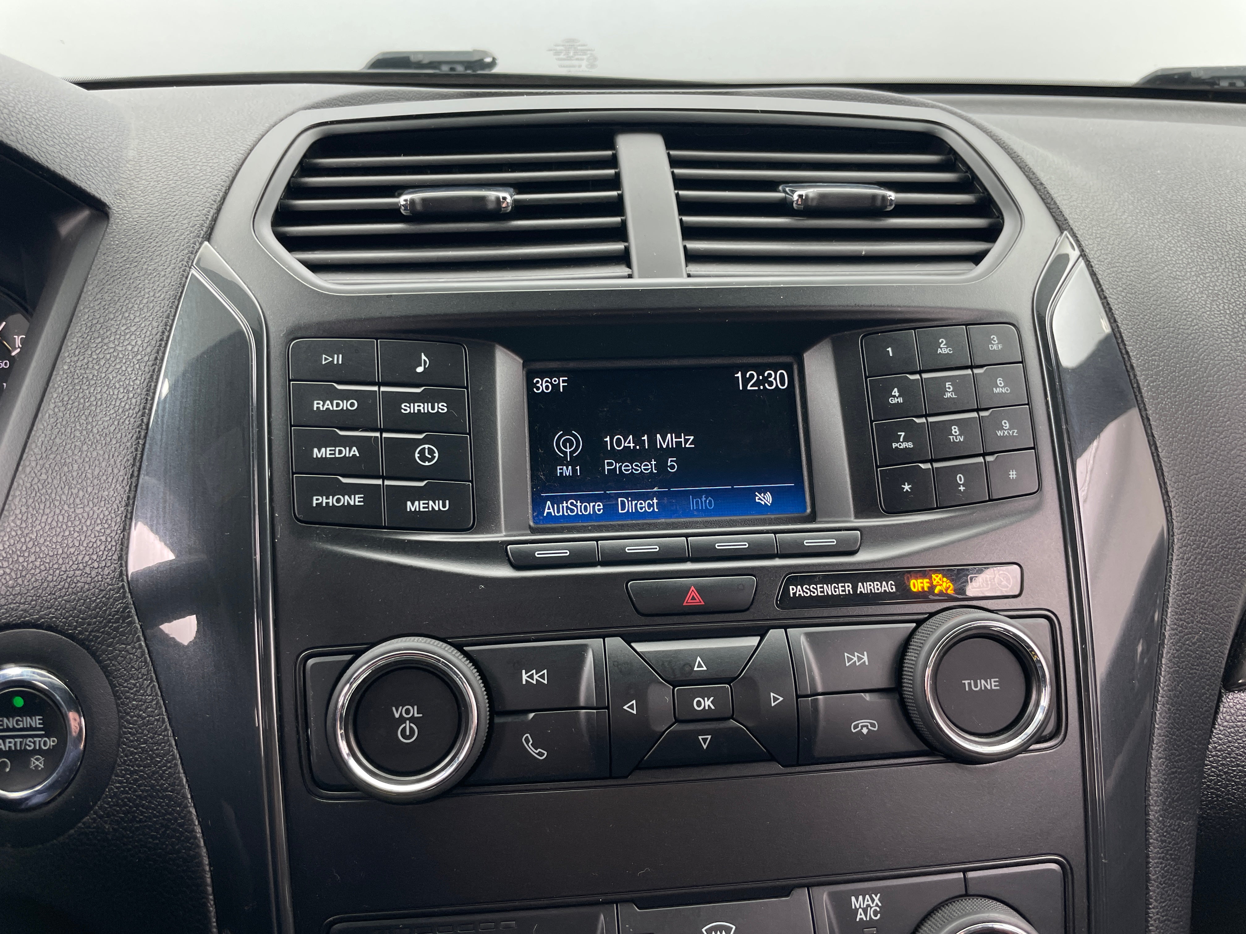 2018 Ford Explorer XLT 4