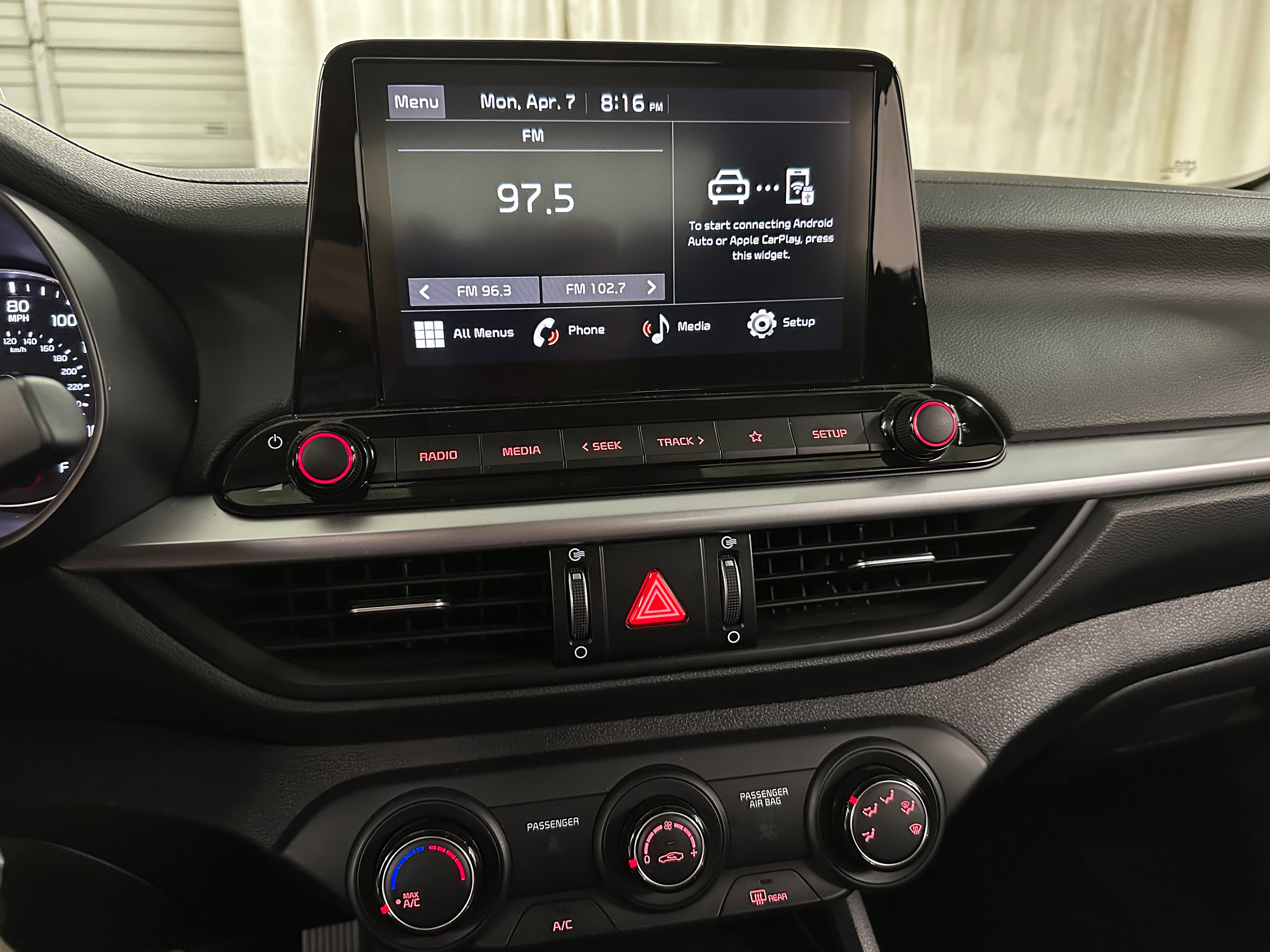 2024 Kia Forte LXS 4
