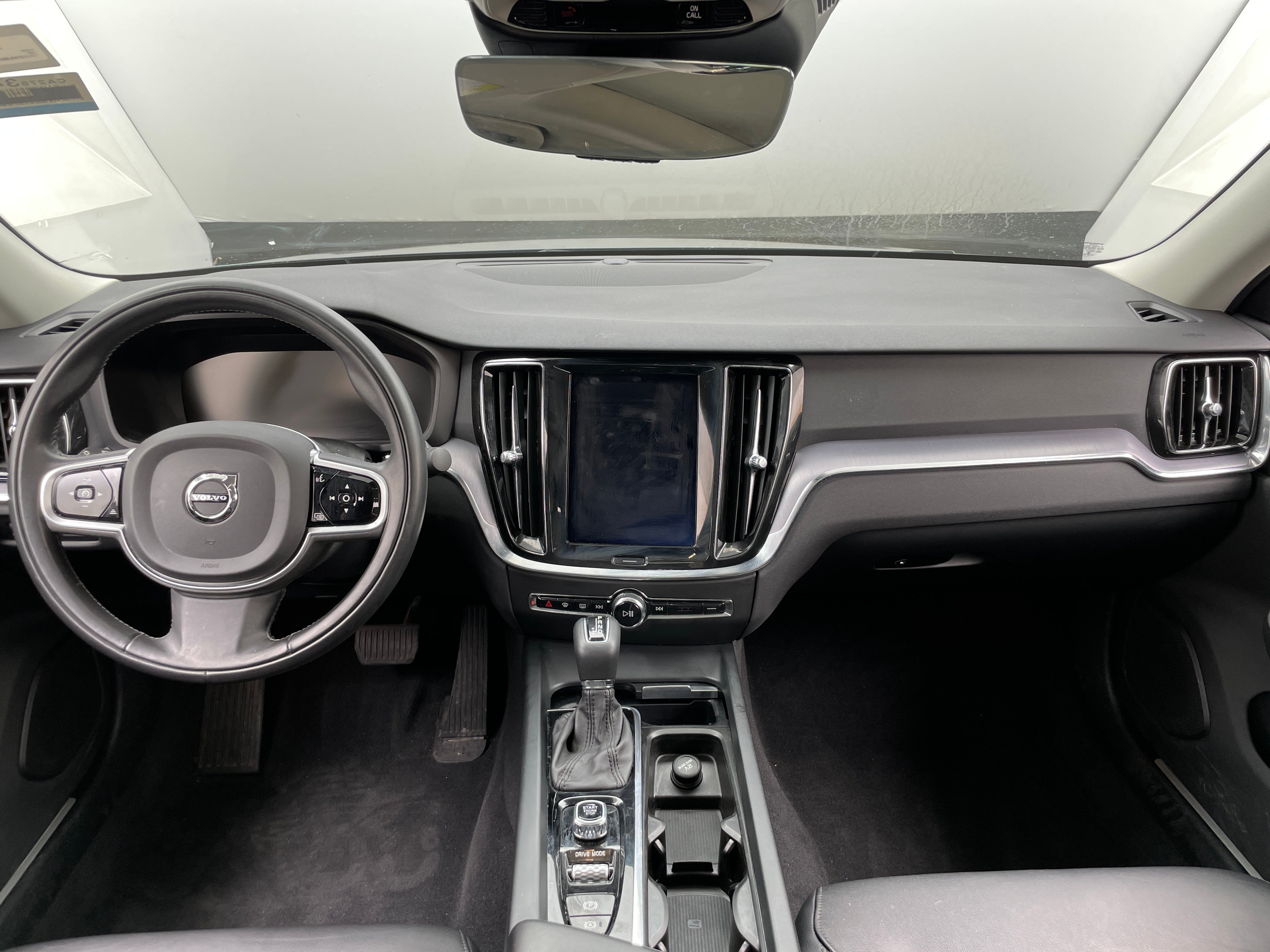 2020 Volvo S60 T6 Momentum 2