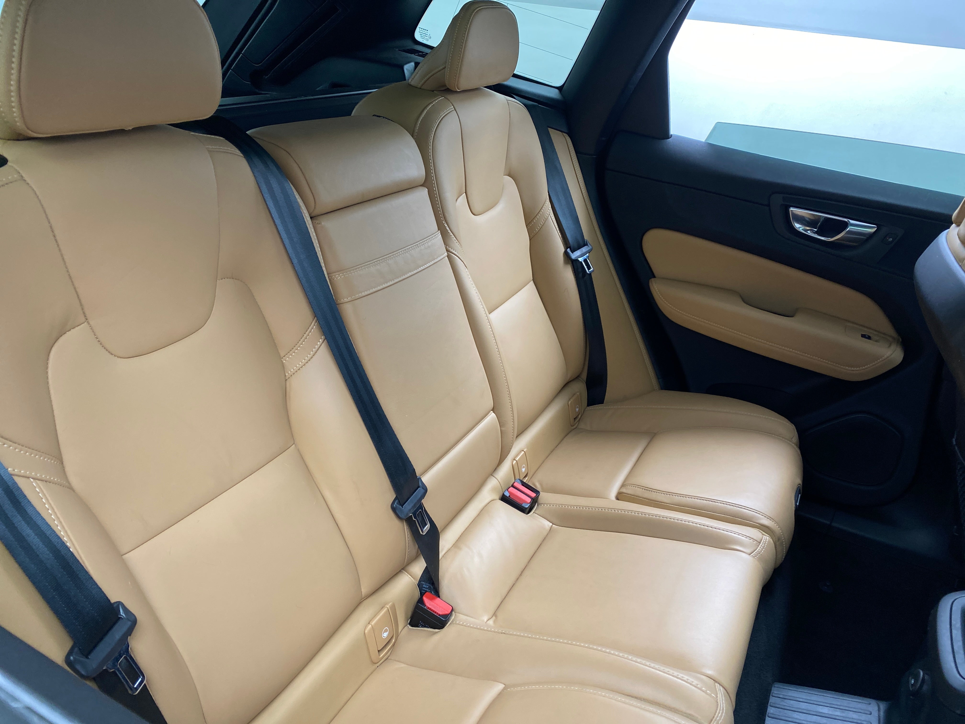 2022 Volvo XC60 Recharge Core 5