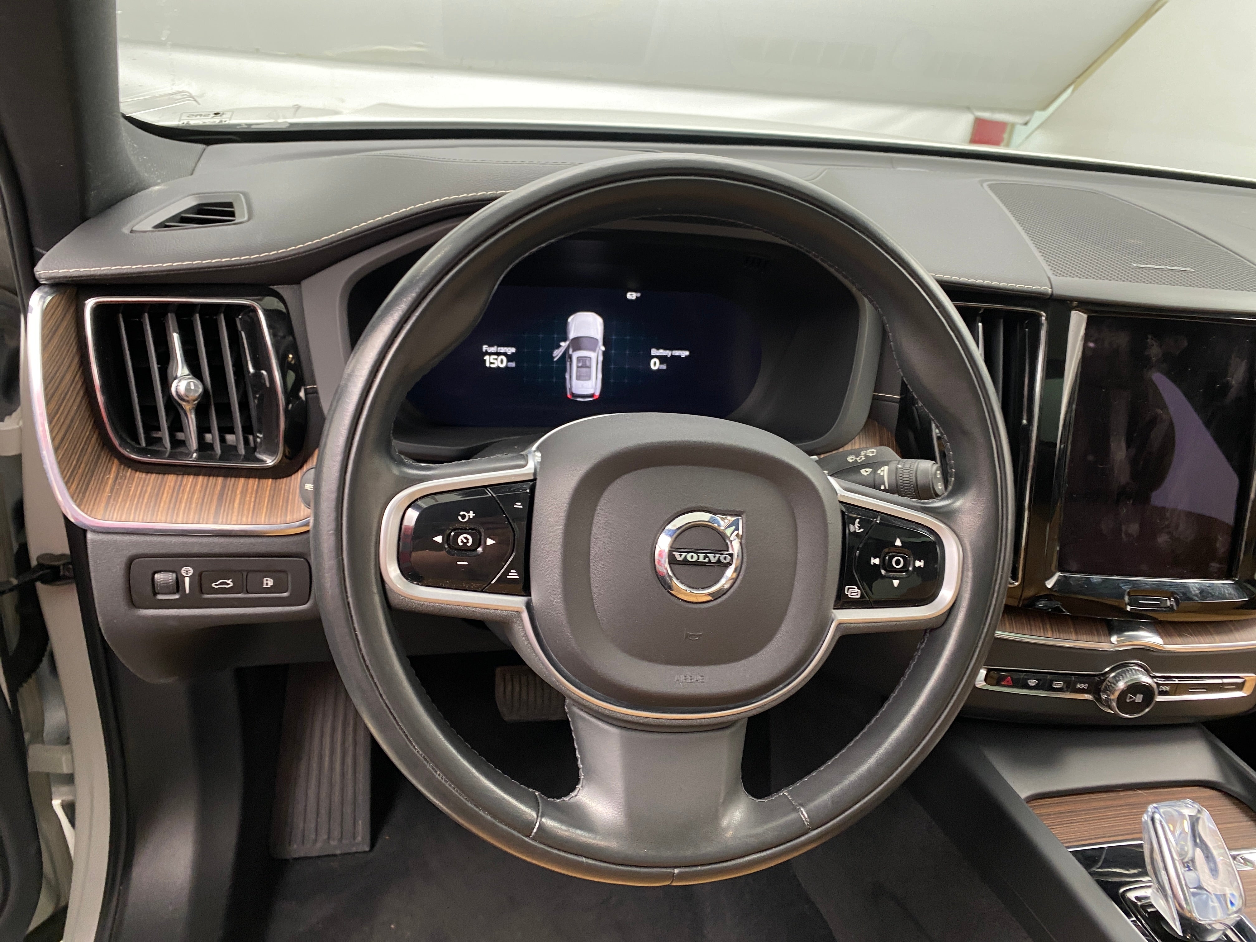 2022 Volvo XC60 Recharge Core 4