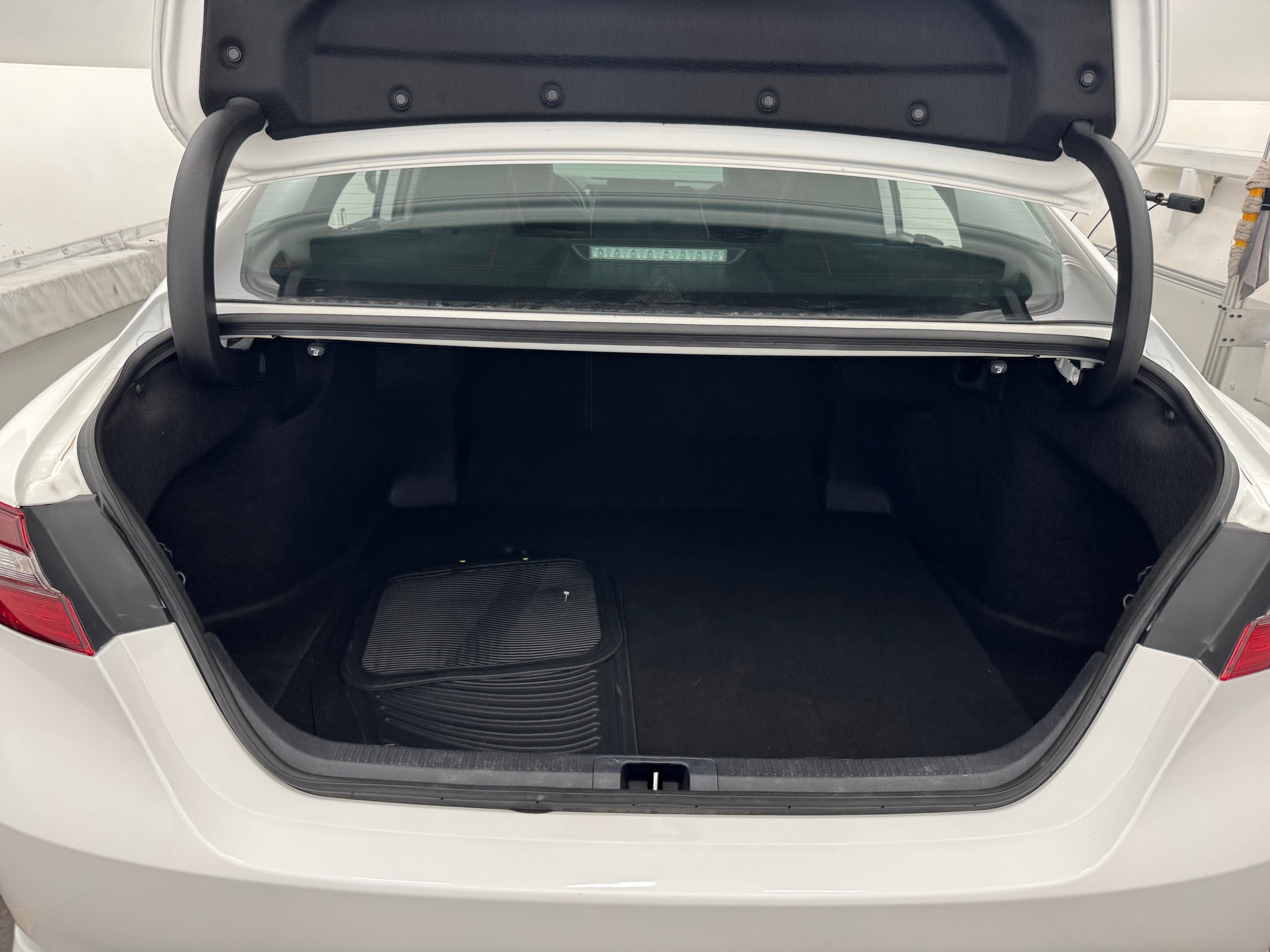2024 Toyota Camry SE 6